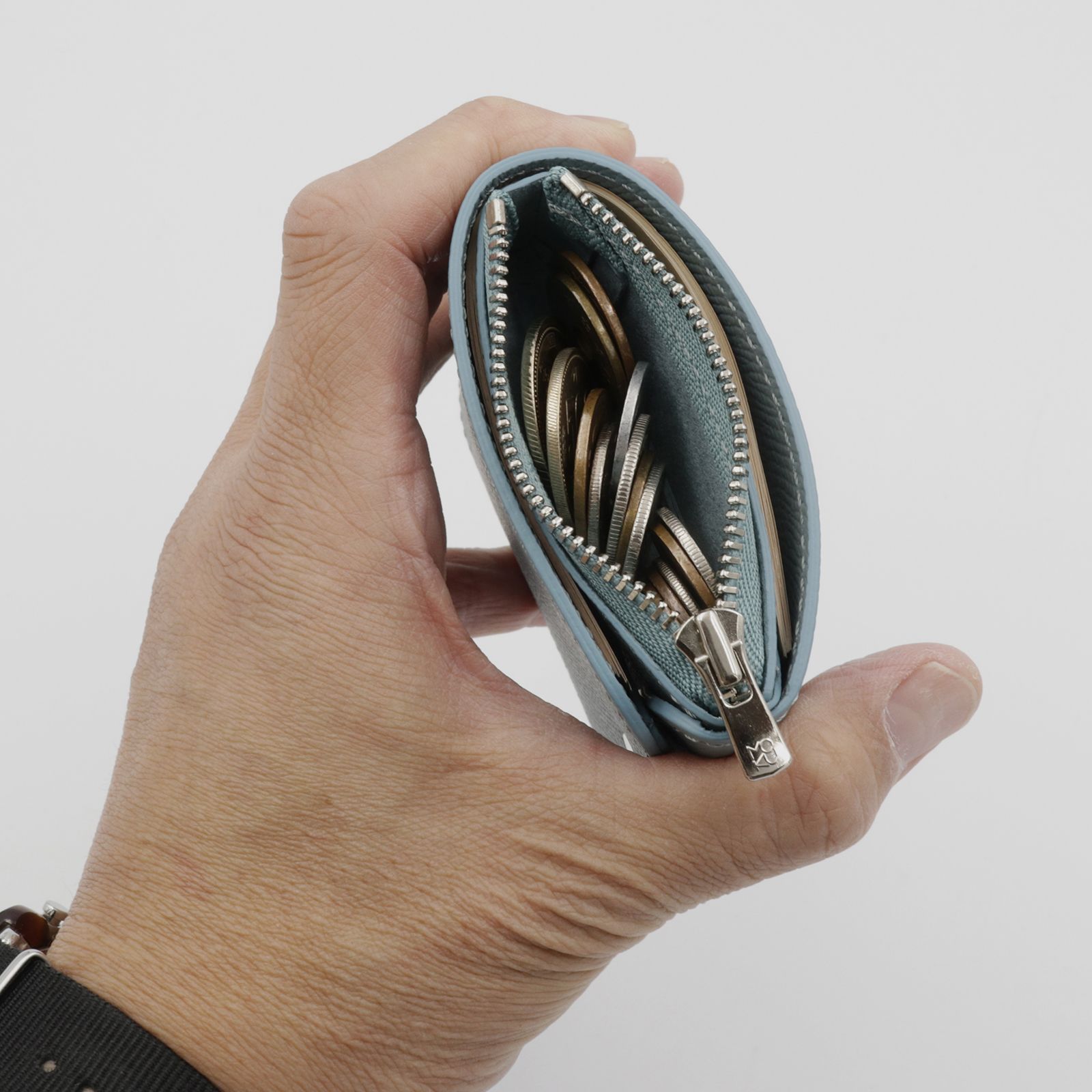 「小さく薄い財布SAKU ver.3 Plus Noblessa」sky