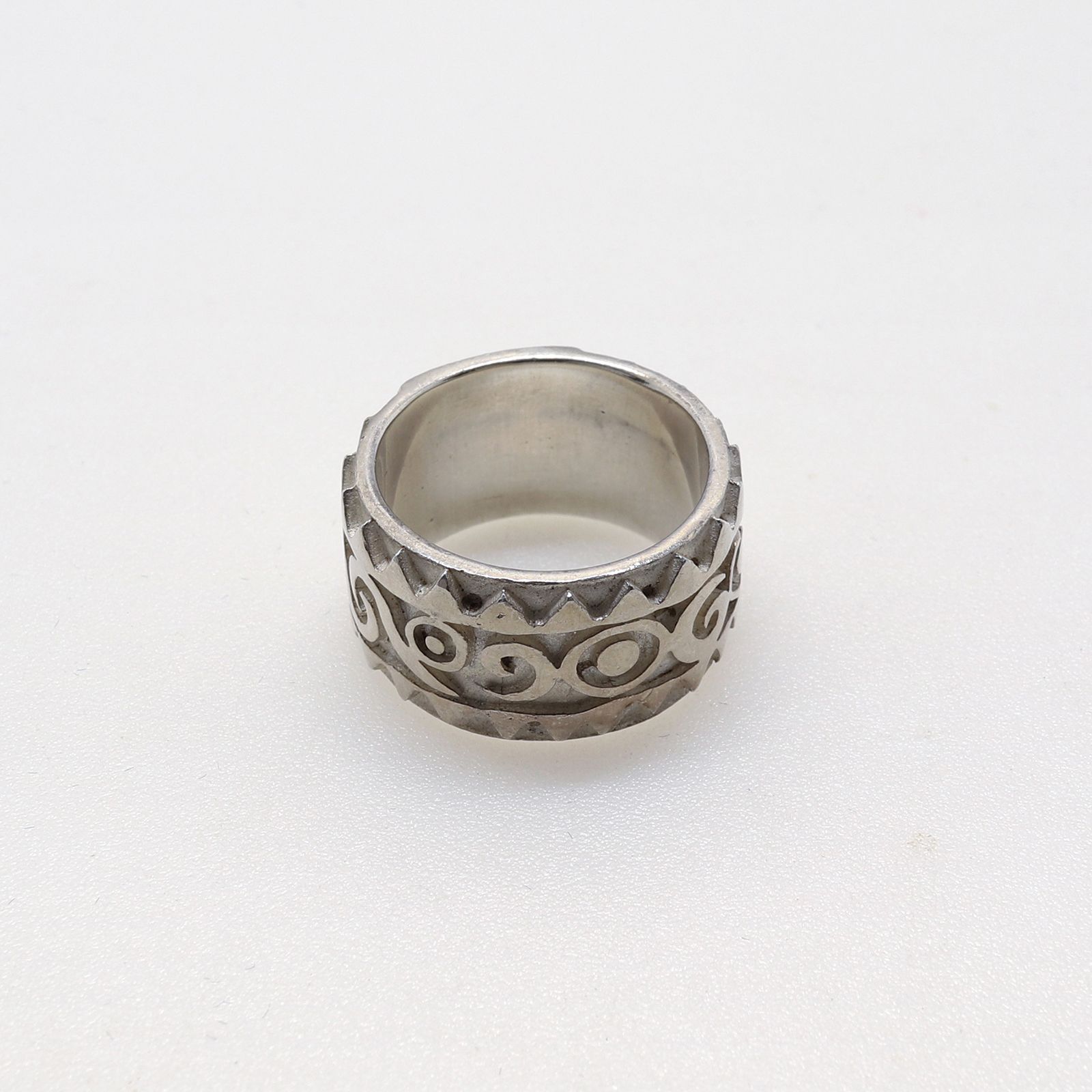 「トライバルエッジ」リング ヨーロッパ silver925