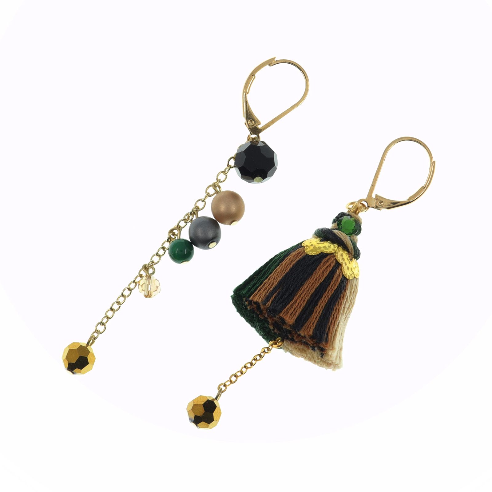 「Pamellah Asymmetry」ピアス