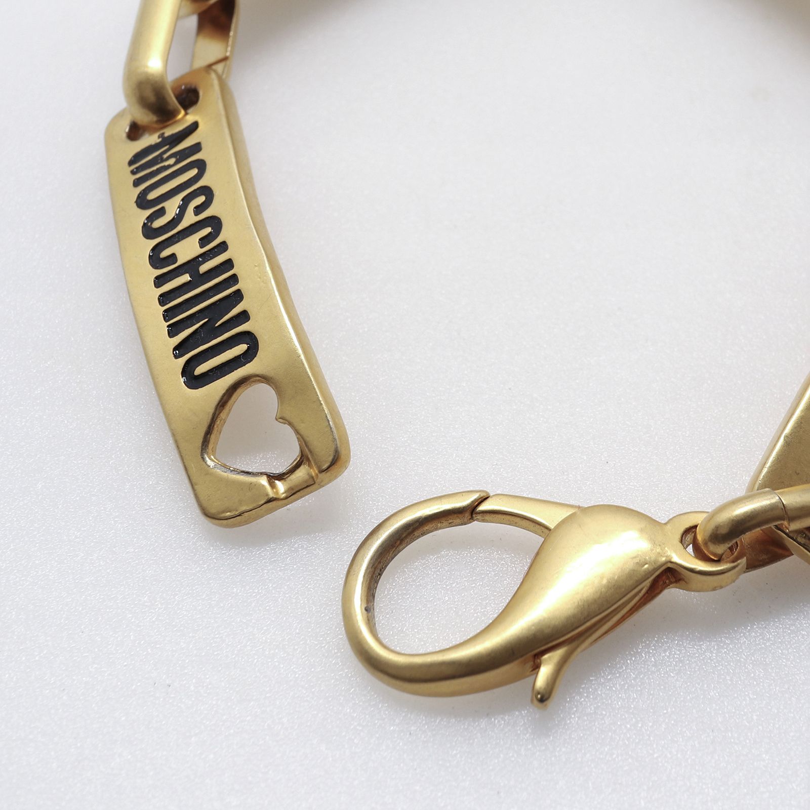 「アイロニーメッセージ」ブレスレット ヨーロッパ MOSCHINO