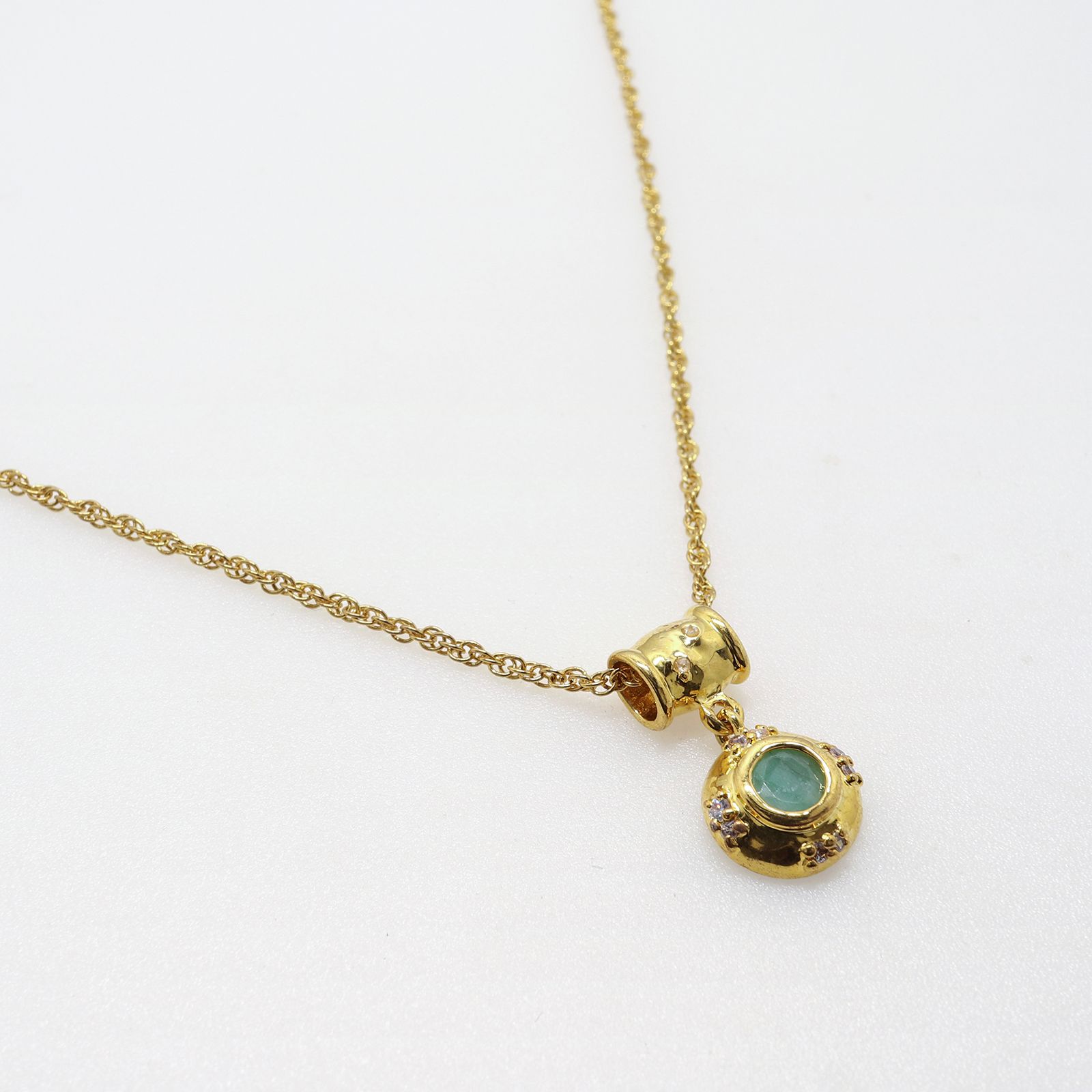 「セイクリッドエメラルド」ネックレス ヨーロッパ
