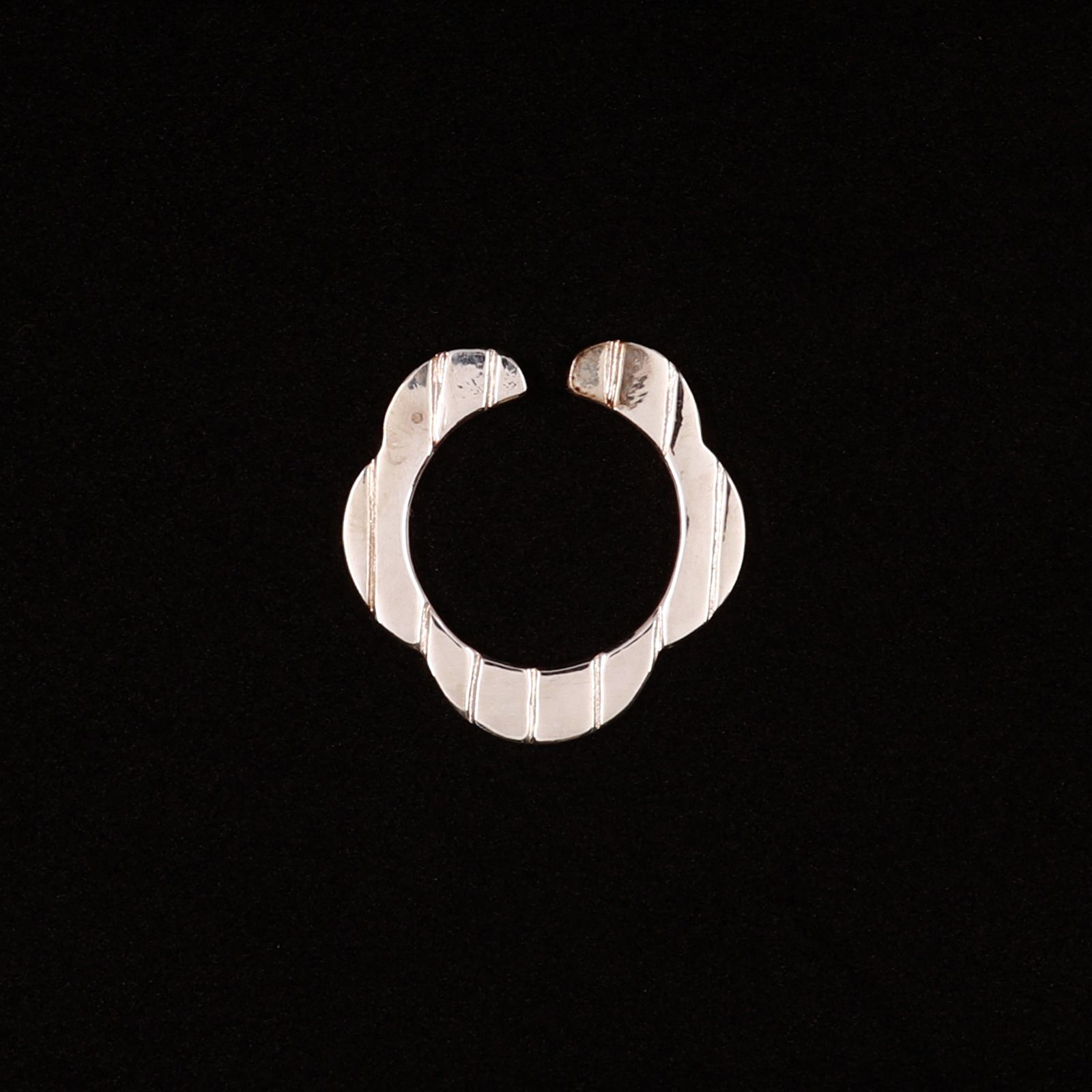 「FLOWER COMB RING&CUFF」リング/イヤーカフ シルバー
