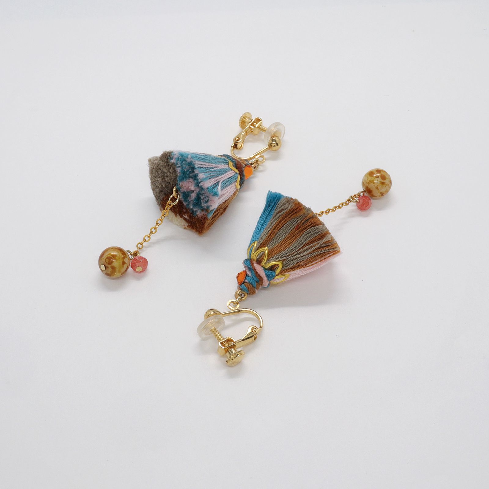 「Le conte de Pamellah シンメトリー」イヤリング