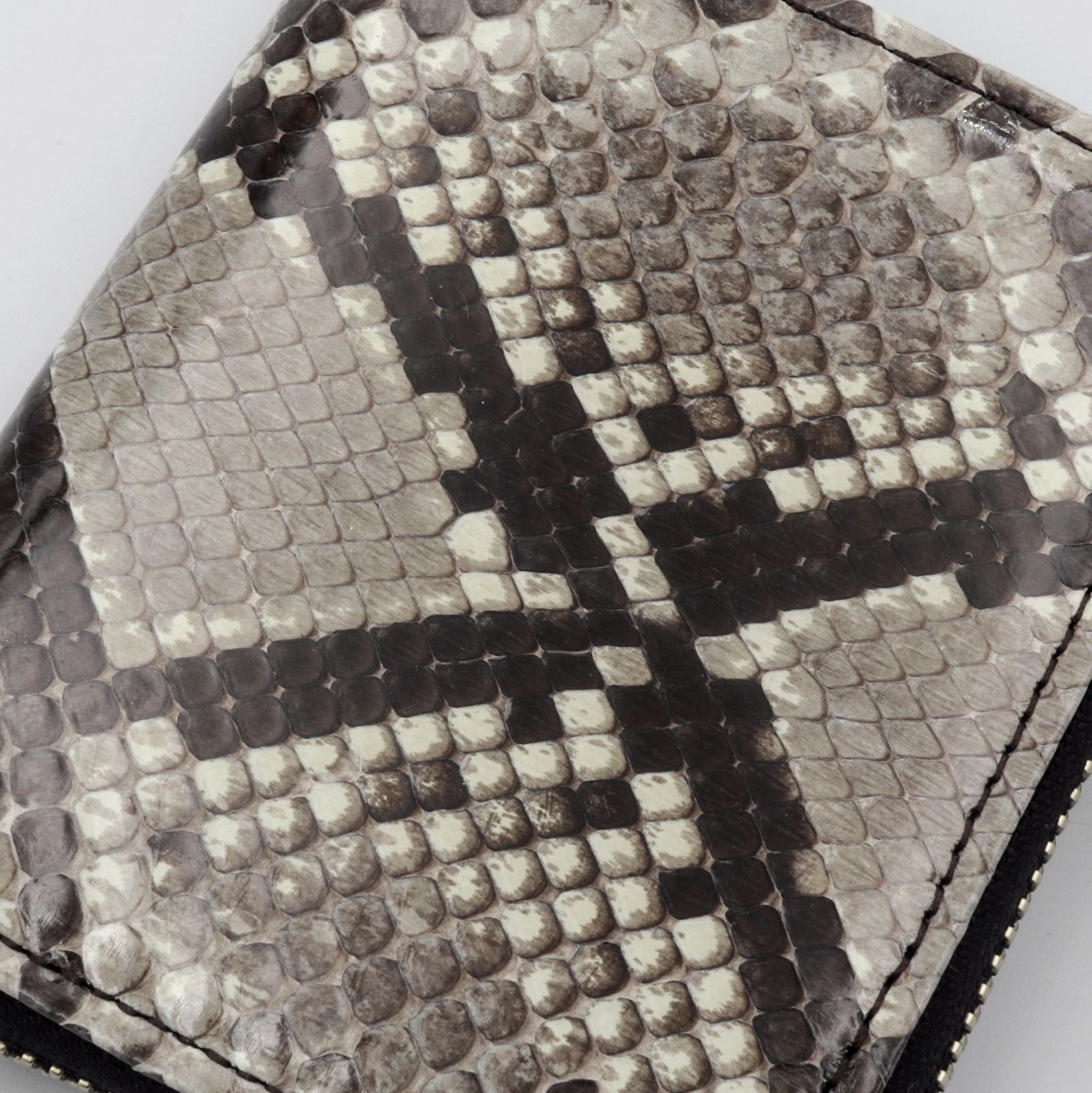 HEBI」Lファスナーコンパクト財布 ベージュ