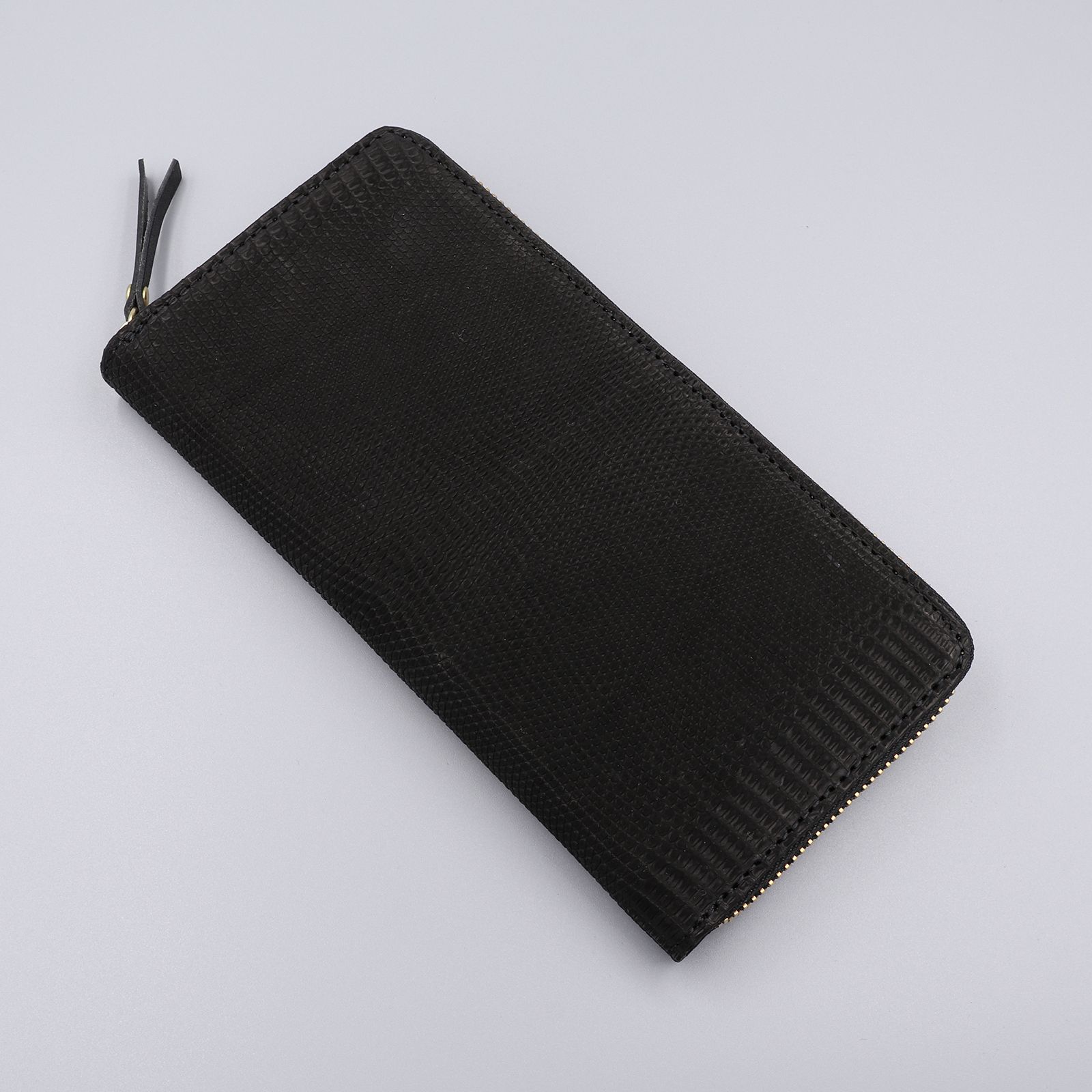 「LIZARD」ラウンド長財布