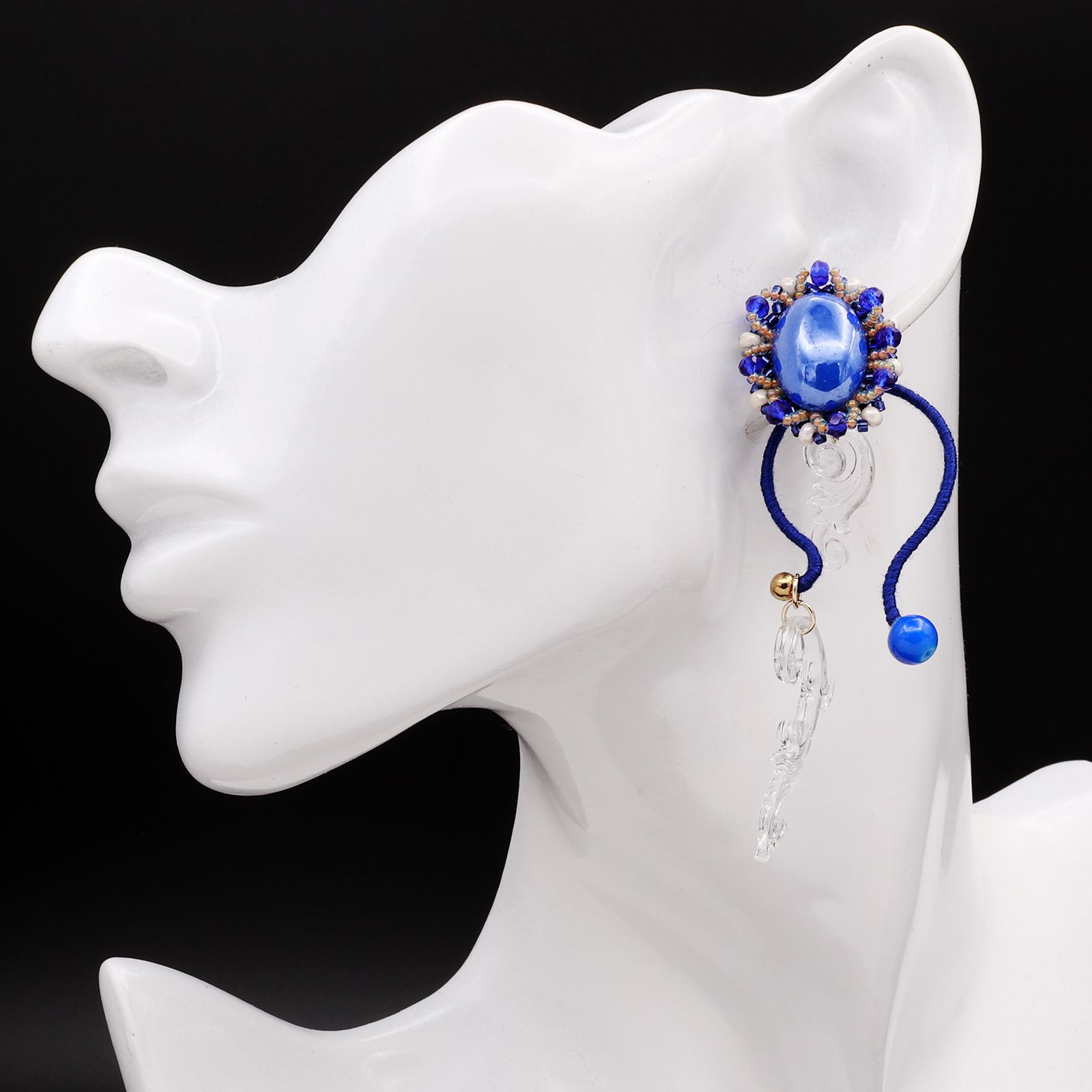 「Oval」ピアス ブルー【collection de couleurs de sachikoism】