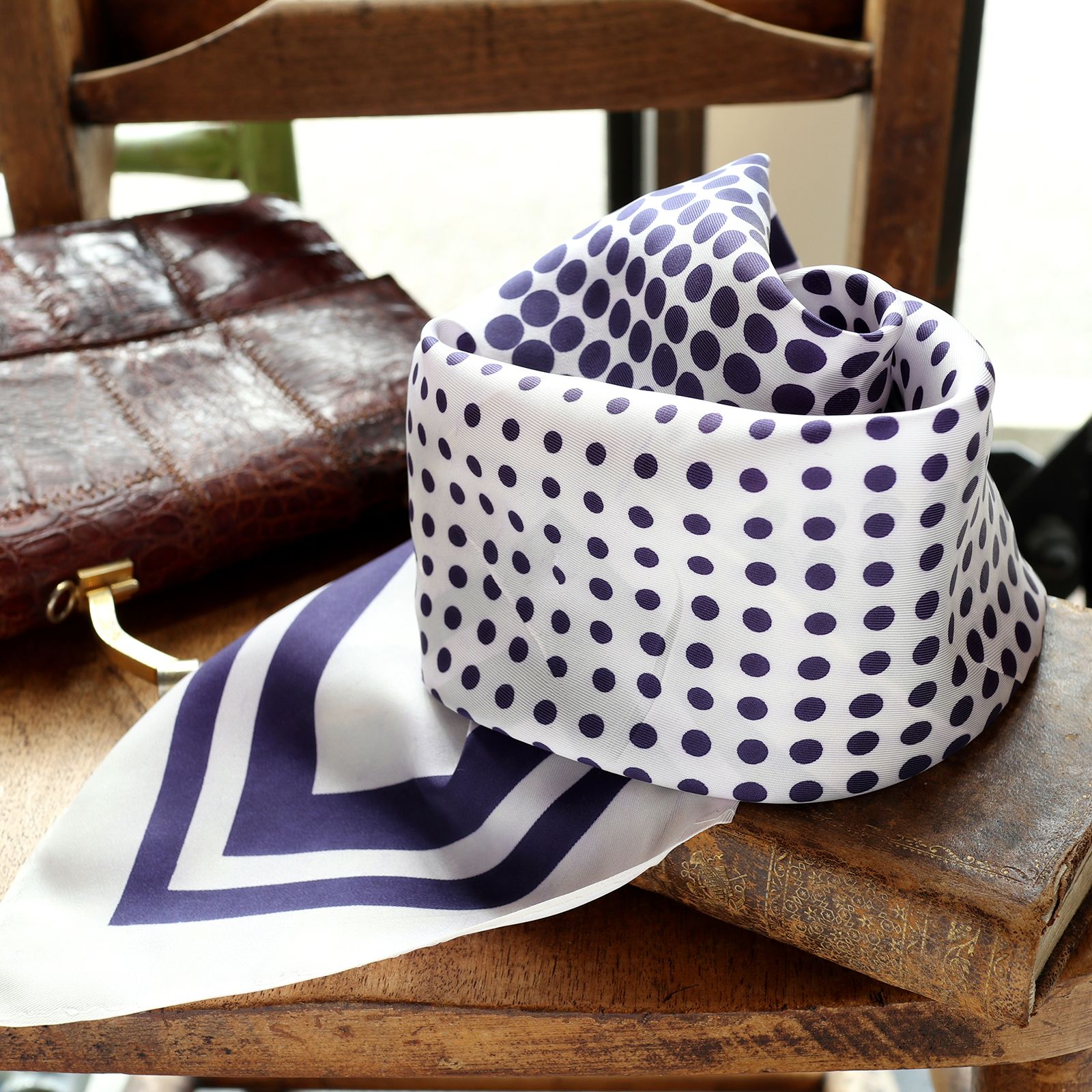 「パルスドット」ヴィンテージスカーフ ヨーロッパ