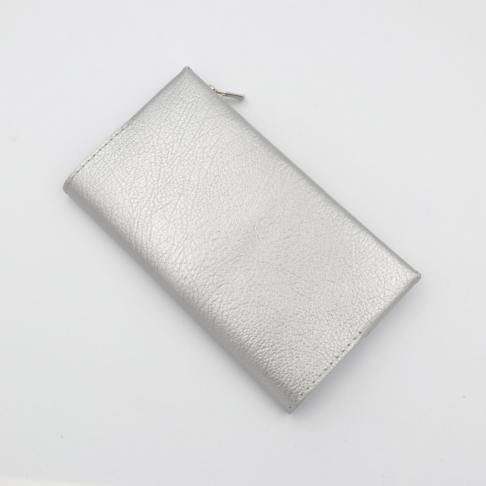 「小さく薄い長財布UNO ver.2 Plus Metallic Shrink」gunmetal silver