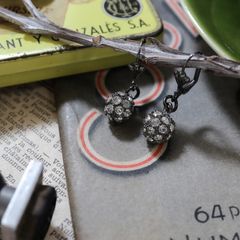 「ラインストーンミラーボール」ピアス フランス