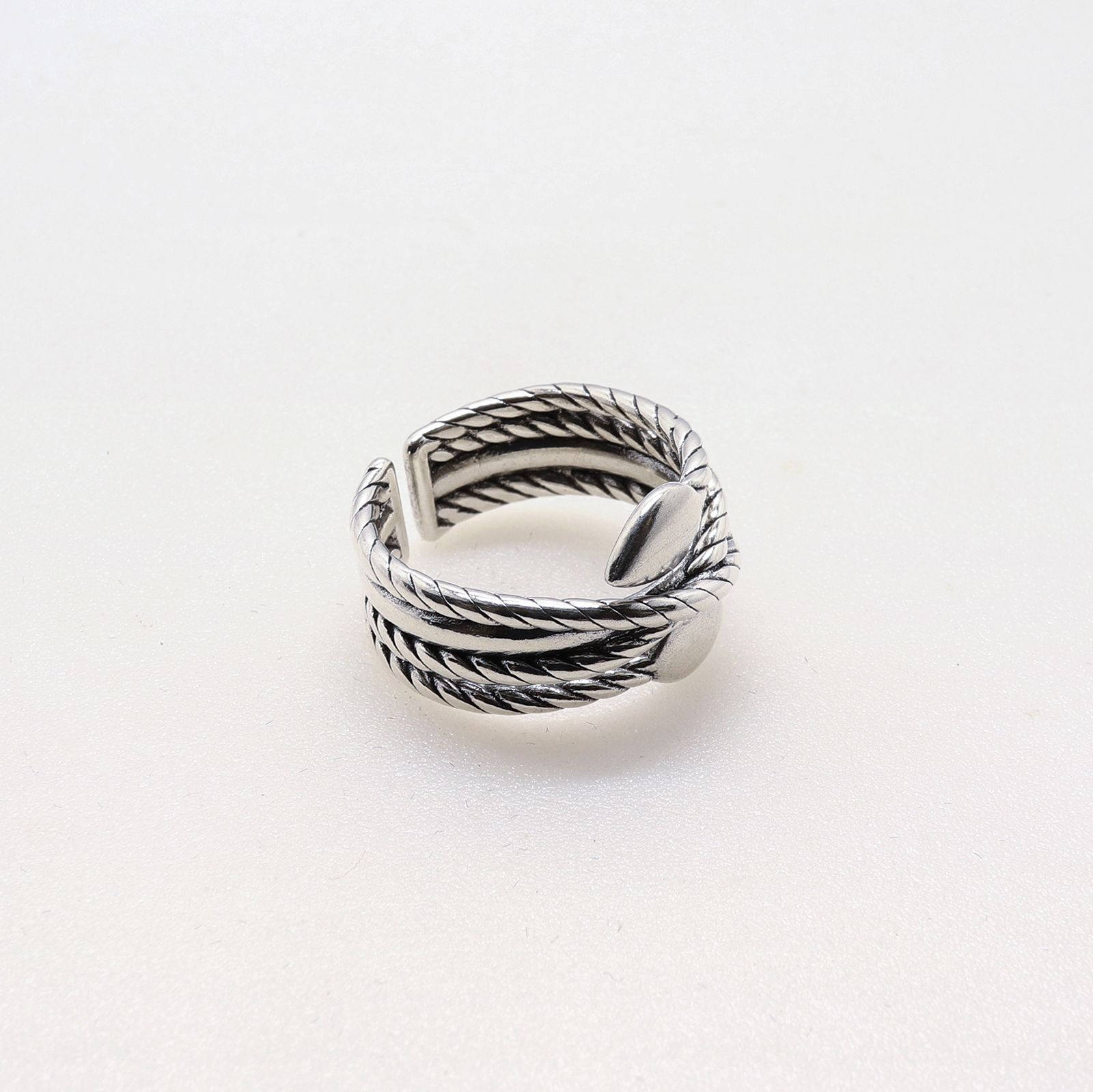 「リーフロープ」リング ヨーロッパ silver925