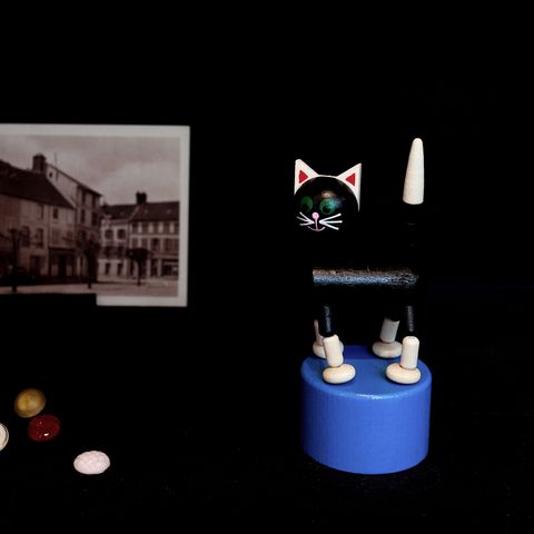 「Black Cat」DETOA Wooden Push Up Toy