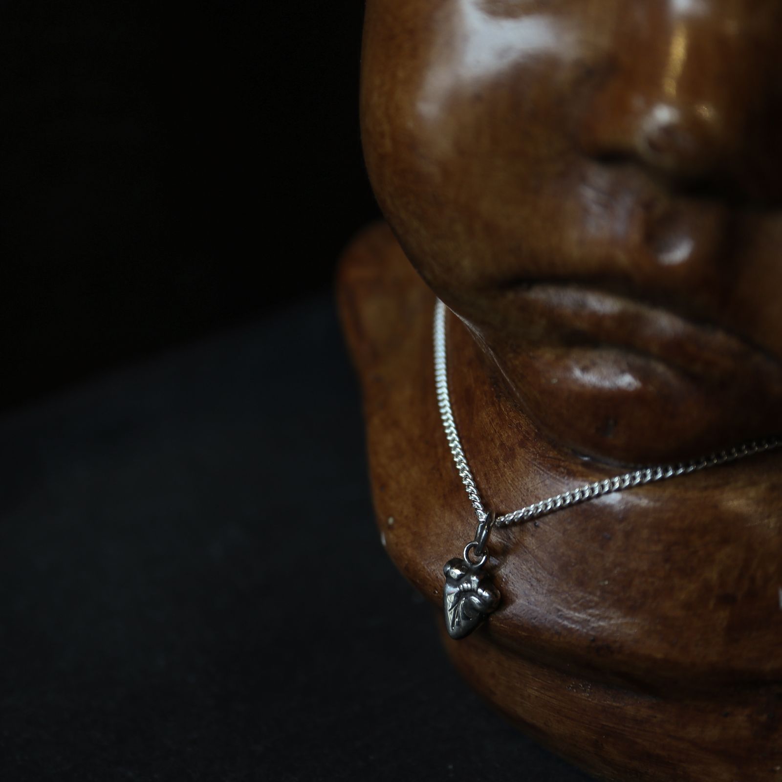 「Tiny Heart Necklace」ネックレス