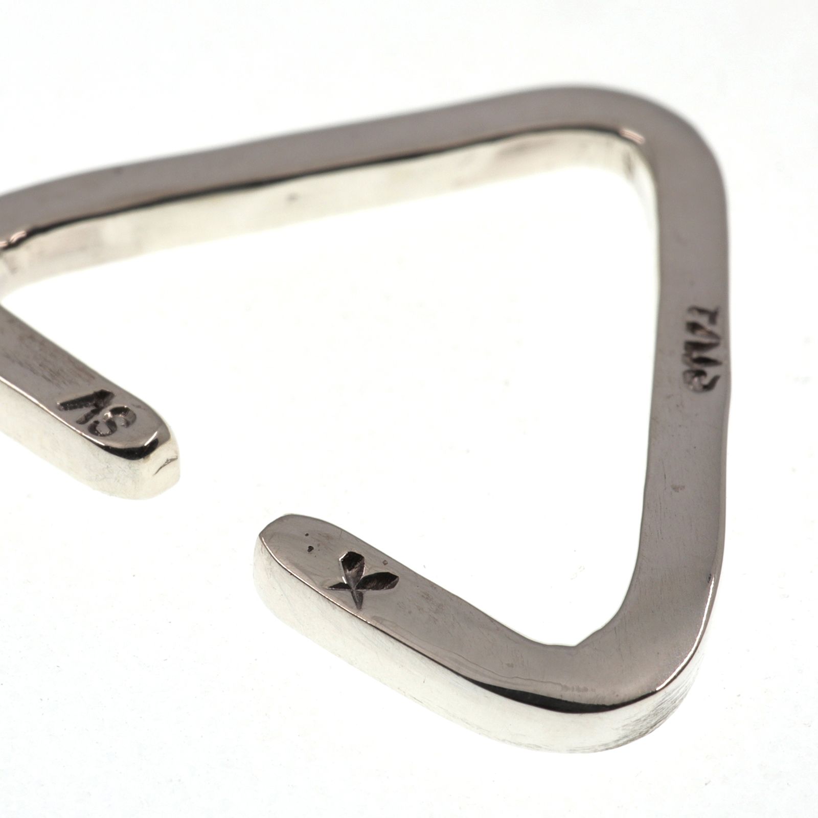 「SHAPES MINICUFFS TRIANGLE」イヤーカフ