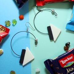 「80s フープアロー」 ピアス イギリス