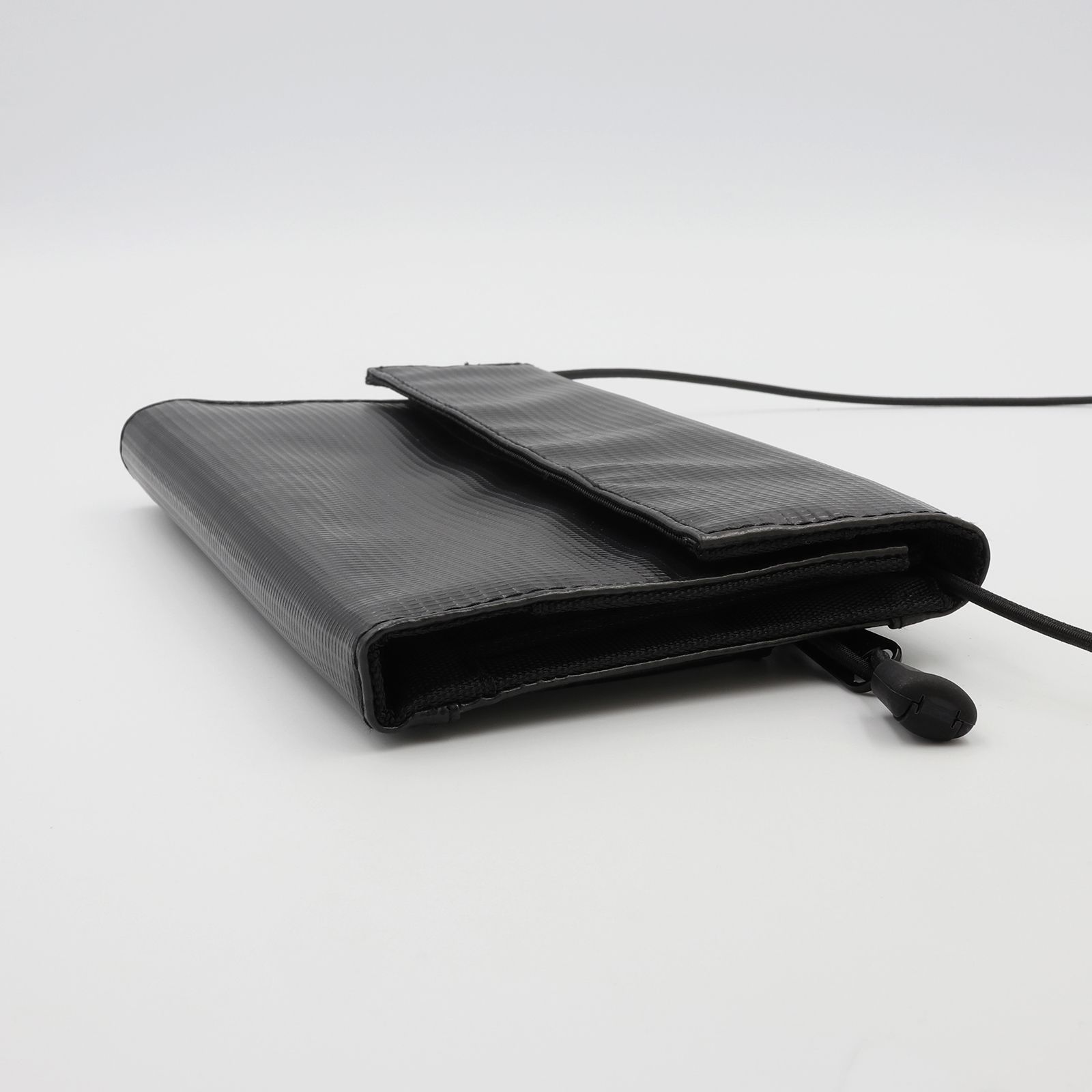 「FLY Long Wallet」ショルダーウォレットXL ブラック