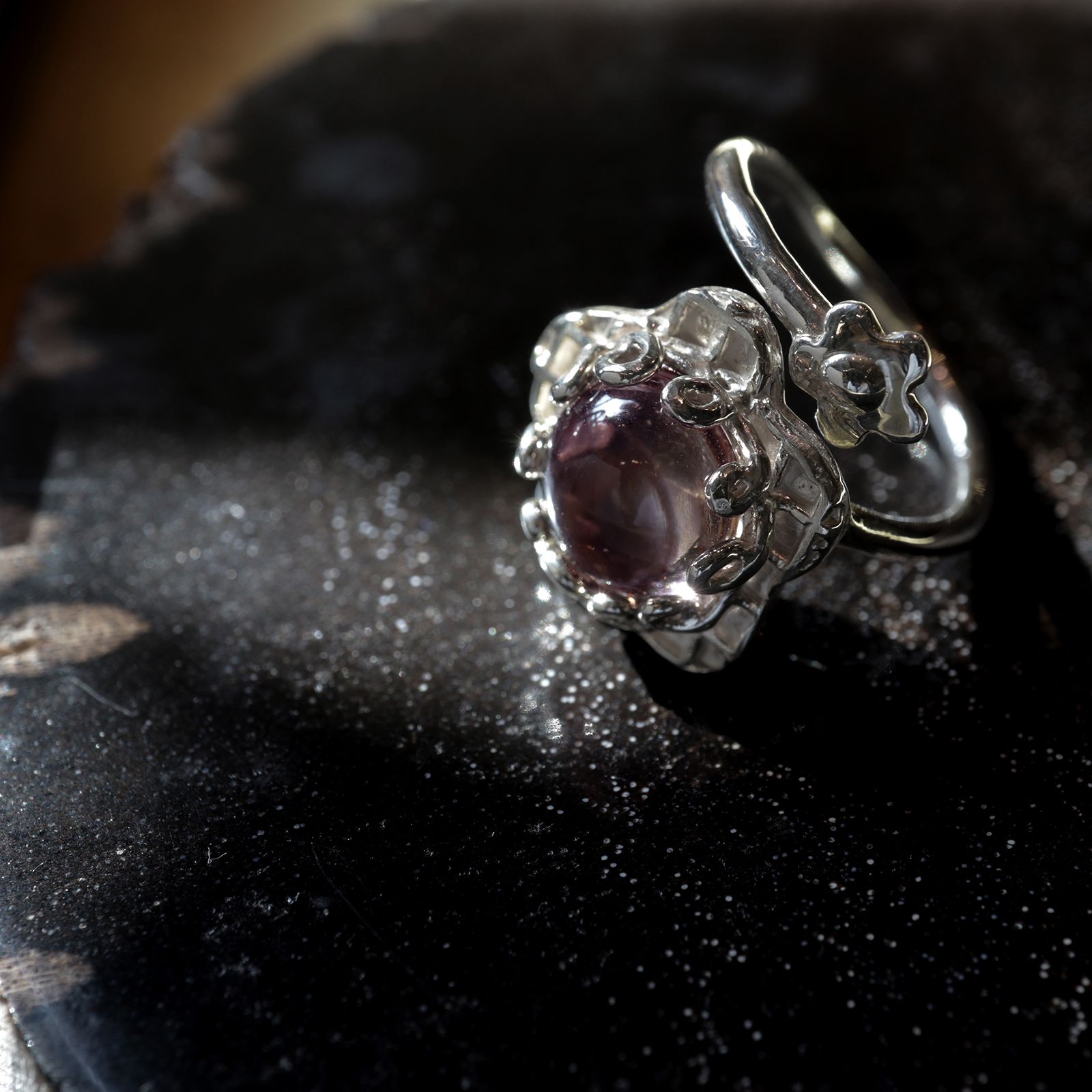 「SPIRAL FLOWER RING AMETRIN」リング