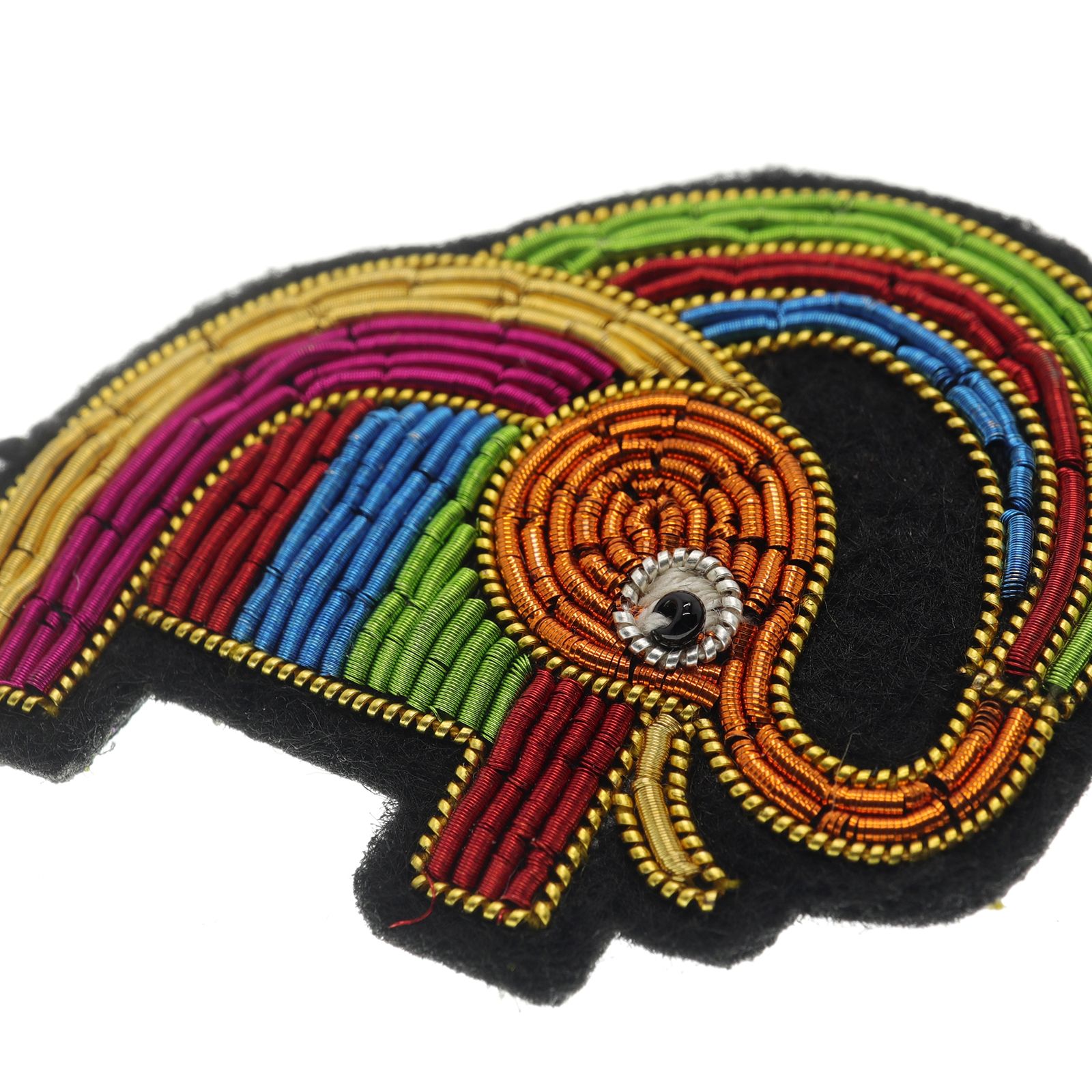 「Elephant in Pyjamas」ブローチ