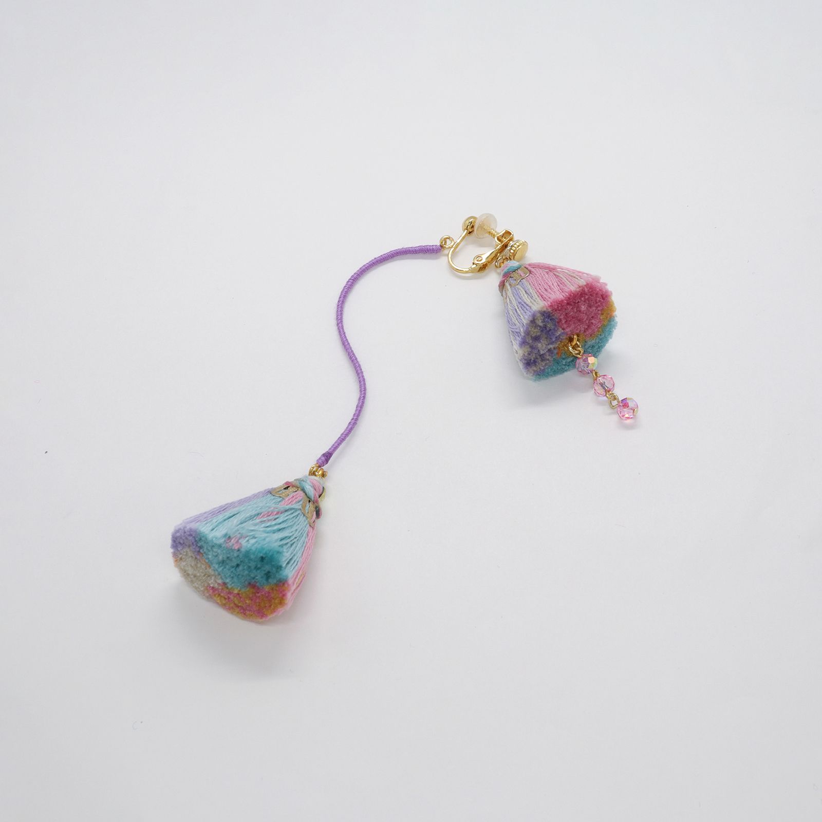 「Le conte de Pamellah つり鐘」イヤリング