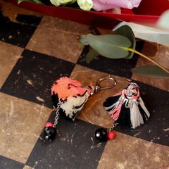 「Le conte de Pamellah シンメトリー」ピアス