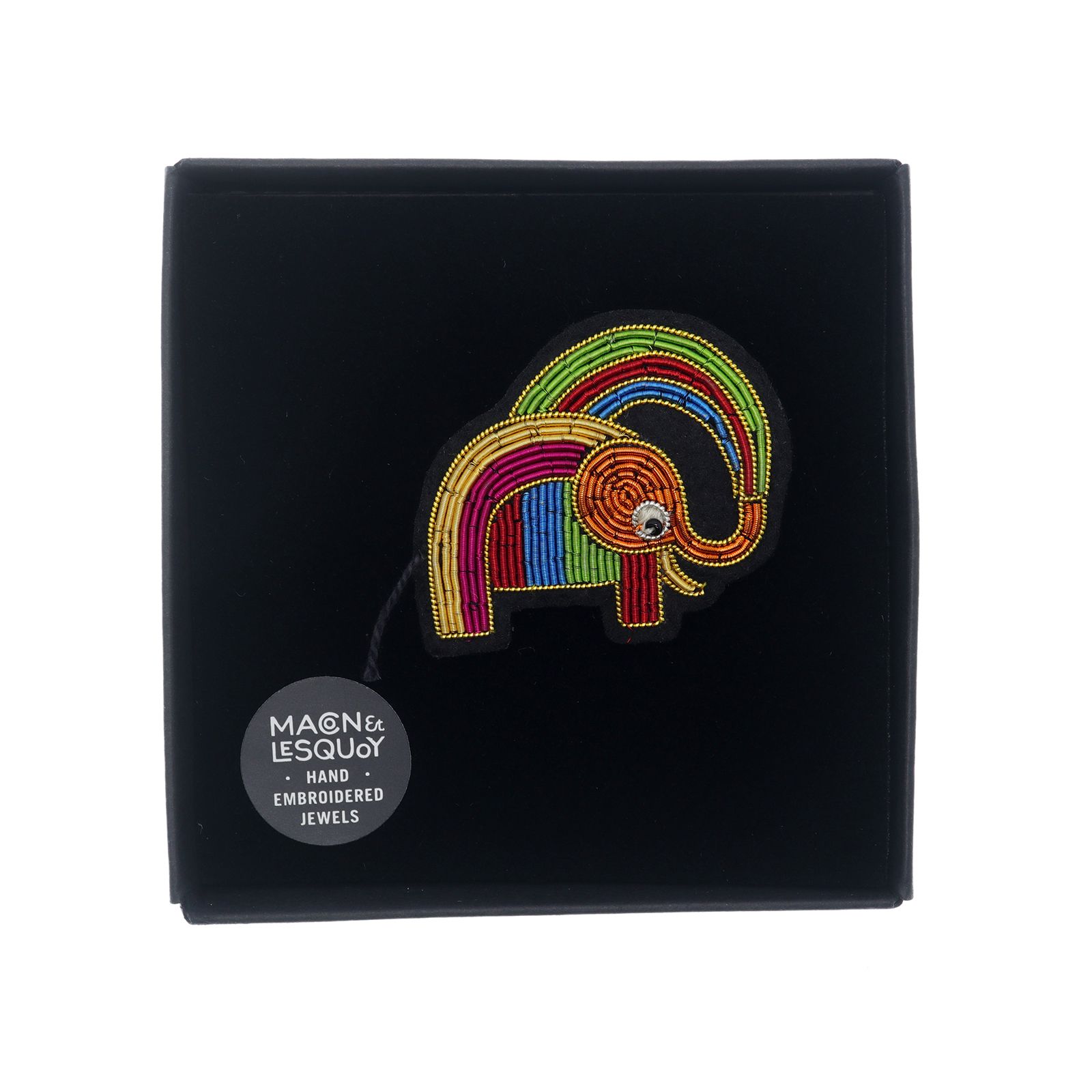 「Elephant in Pyjamas」ブローチ