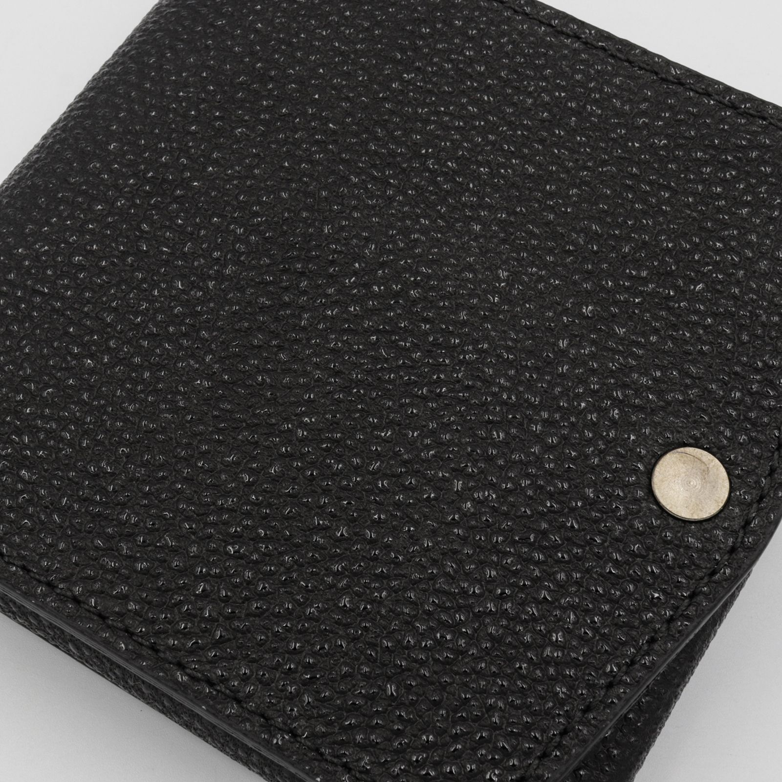 「小さく薄い財布SAKU ver.3 黒桟革」黒