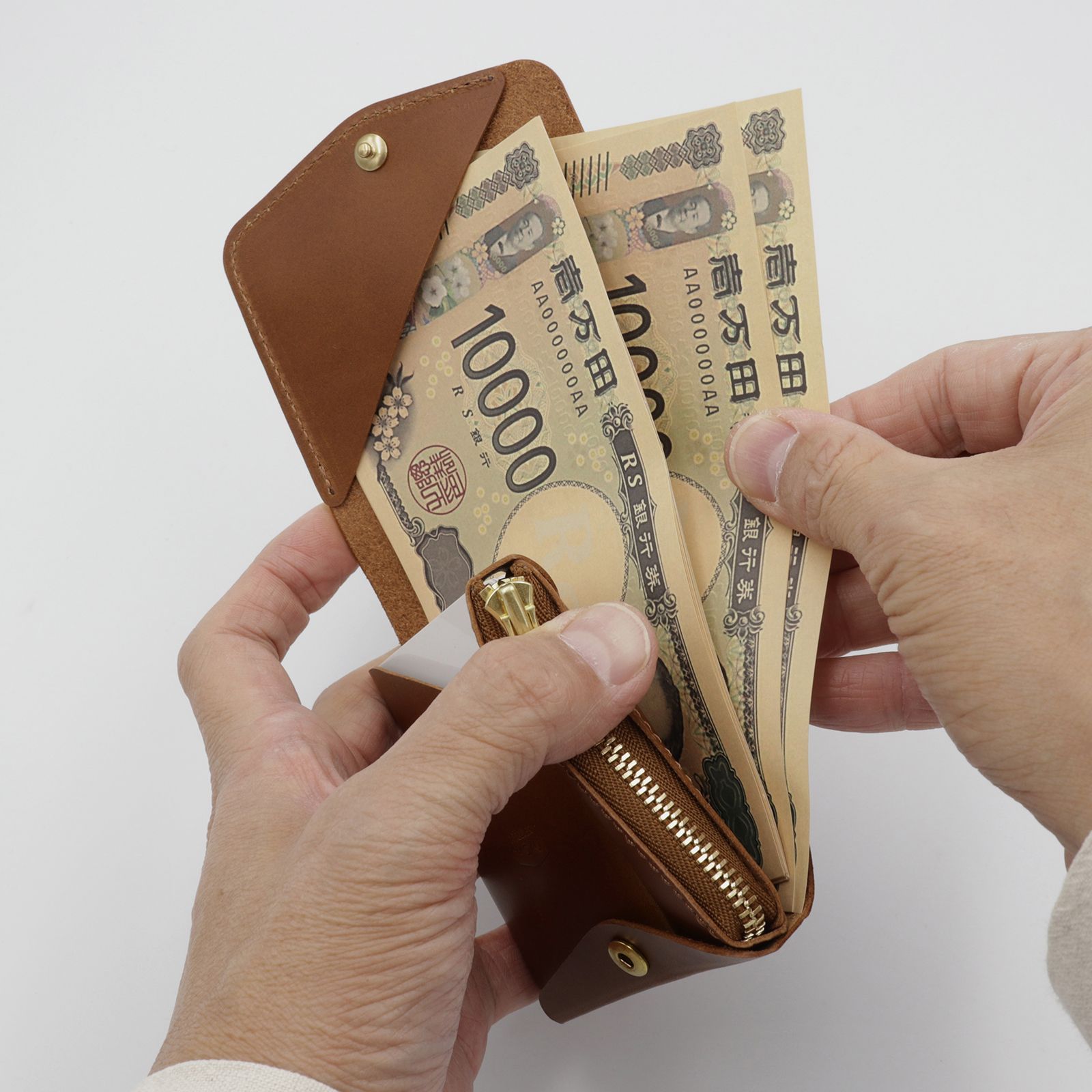 「小さく薄い財布SAKU ver.3 Buttero」whisky