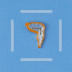 「The Persistence of Memory Salvador Dali」ピンズ 記憶の固執/ダリ
