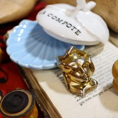 「レディメタル」ブローチ EAU DU SOIR フランス