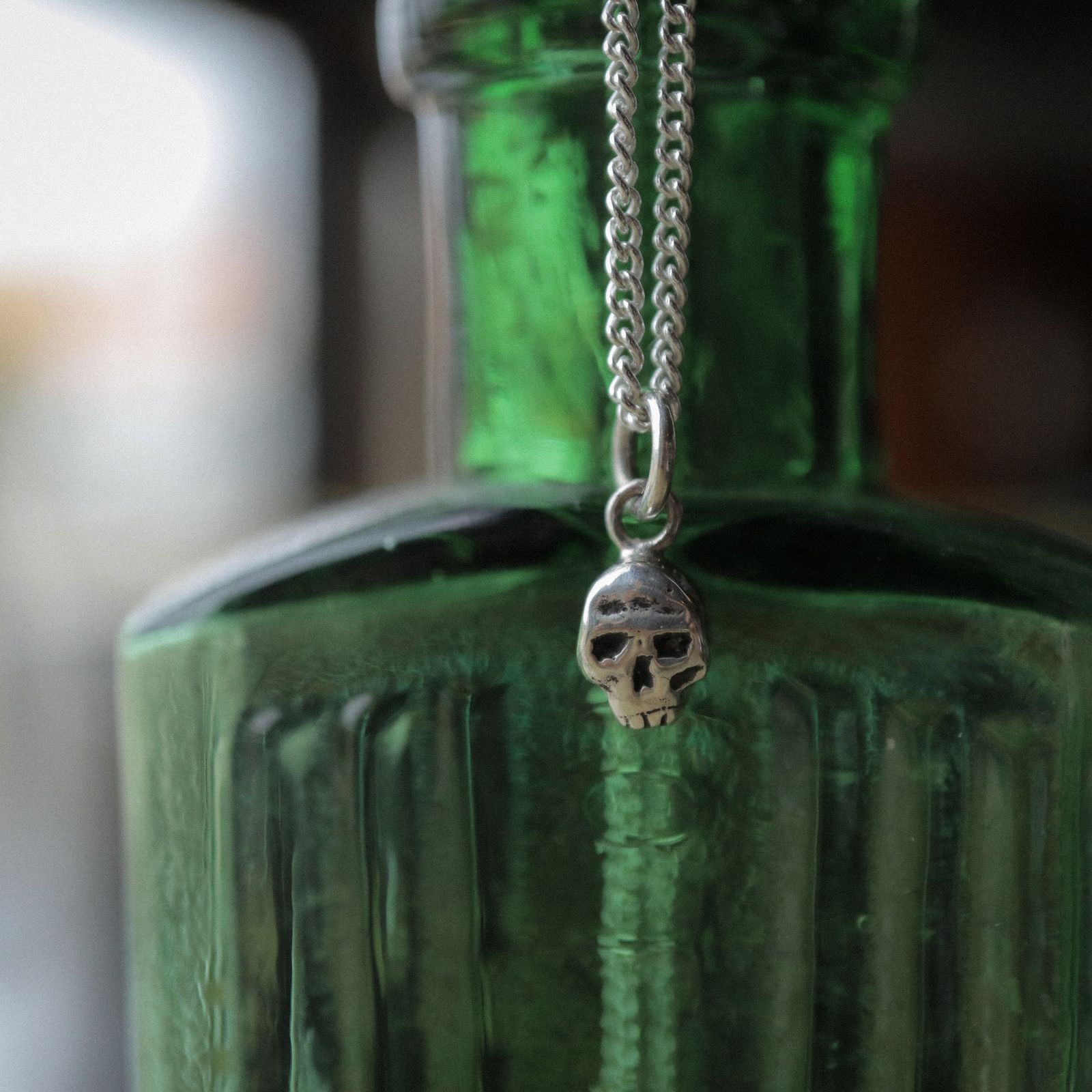 「Tiny Skull Necklace」ネックレス