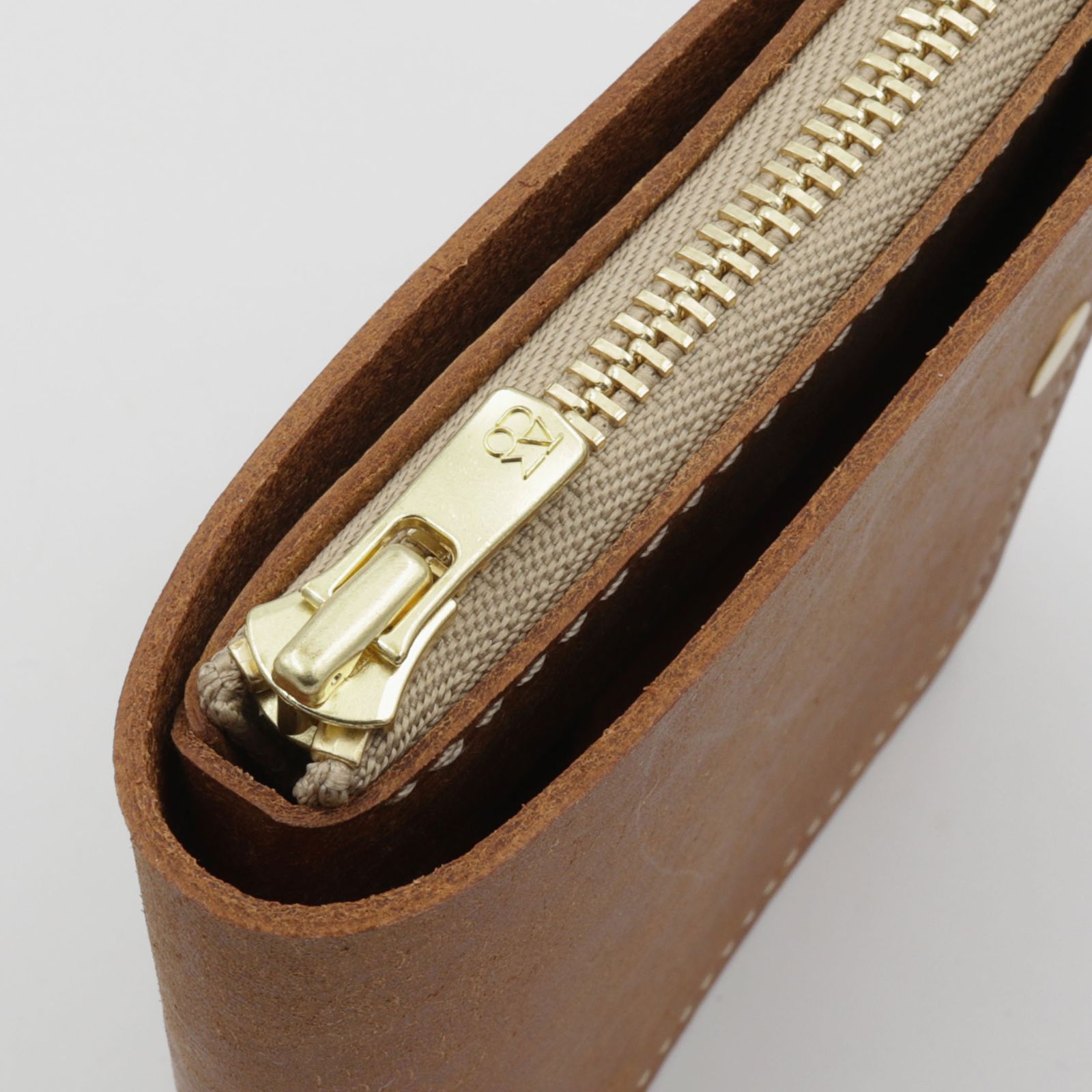 「小さく薄い財布SAKU ver.3 Pueblo プエブロ」コニャック