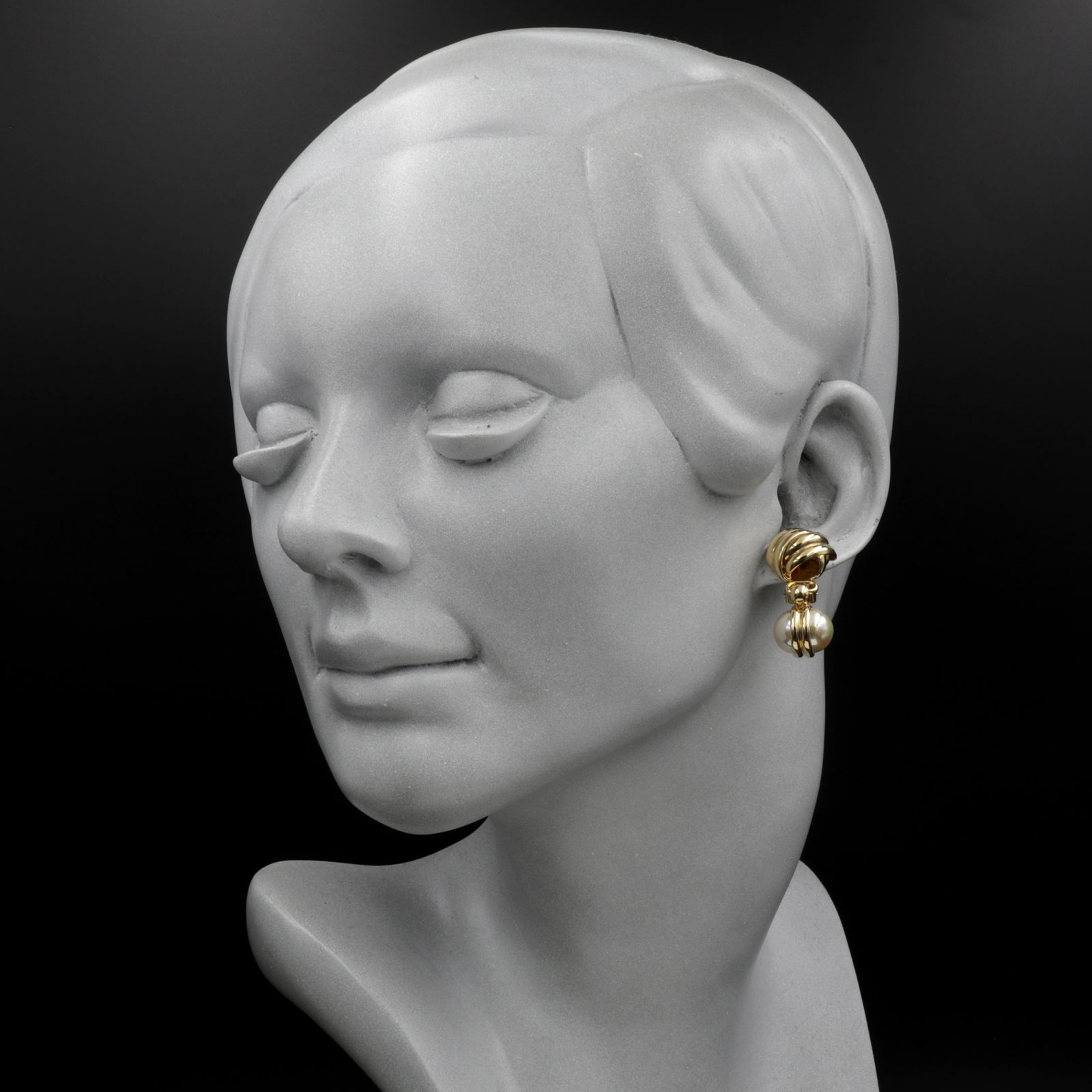 「メタル＆オーロラパール」イヤリング イタリア Beauty Brass