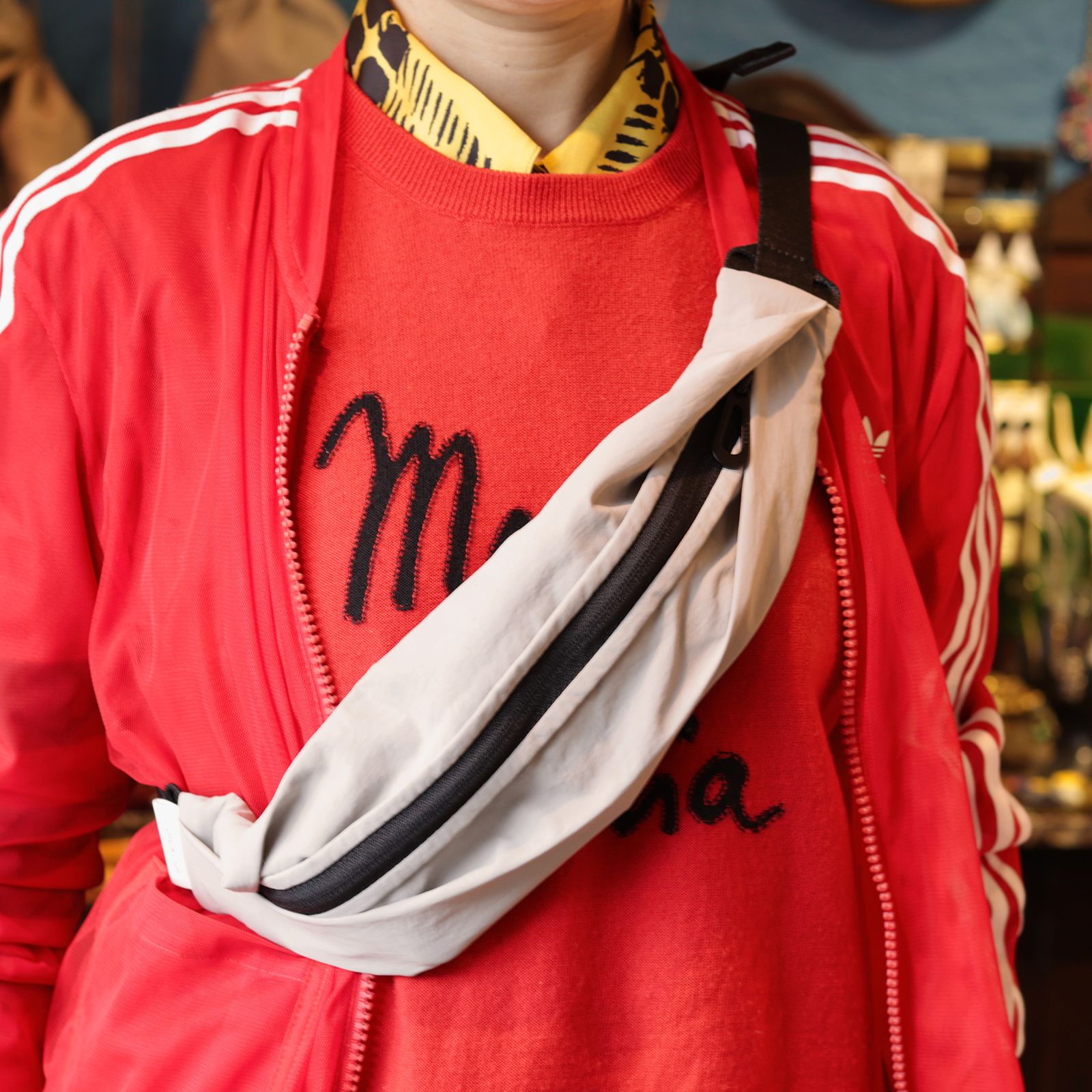 「adda」ボディバッグ テラコッタ