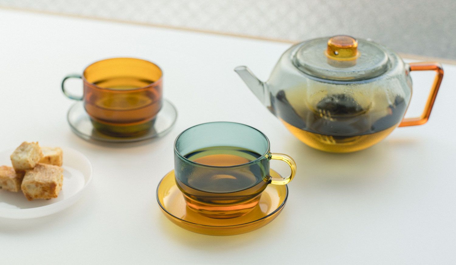 「TWO TONE STACKING MUG」