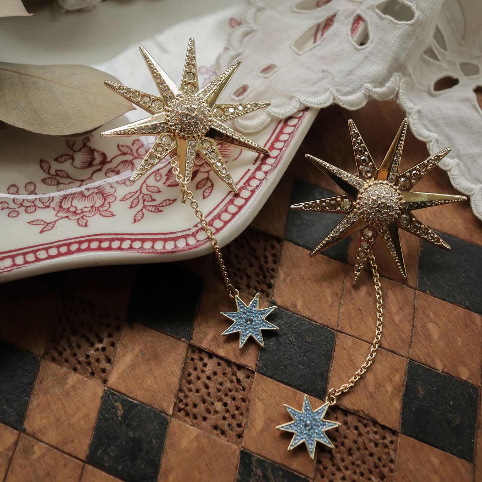「Lucky goddess」ピアス オーストリア Swarovski