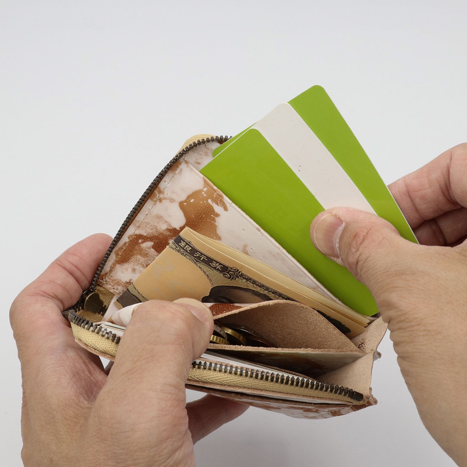 「TONOKO」Half Zip Wallet