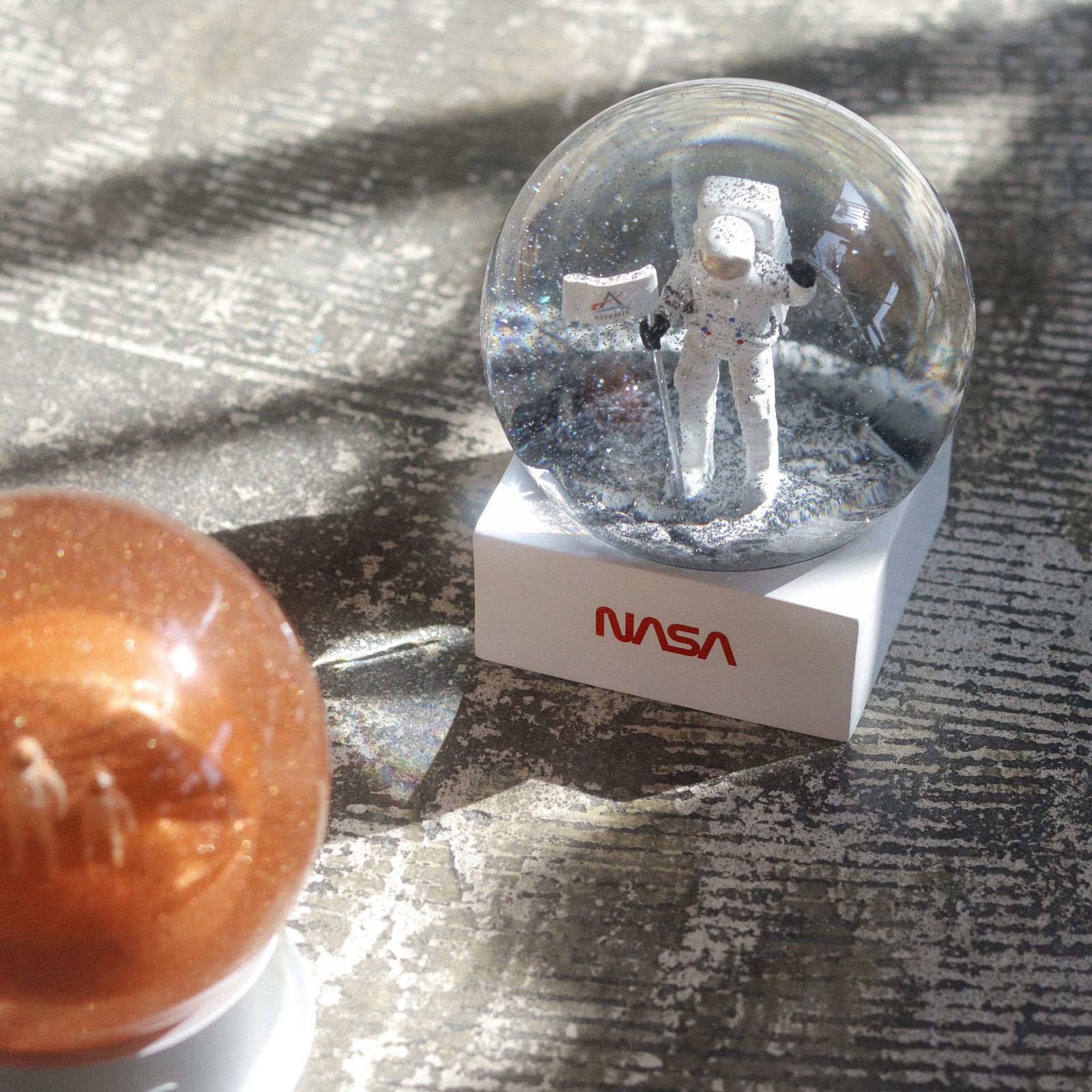 DETAIL INC. - 「NASA Snow Globe」 スノードーム | corne/コルネ