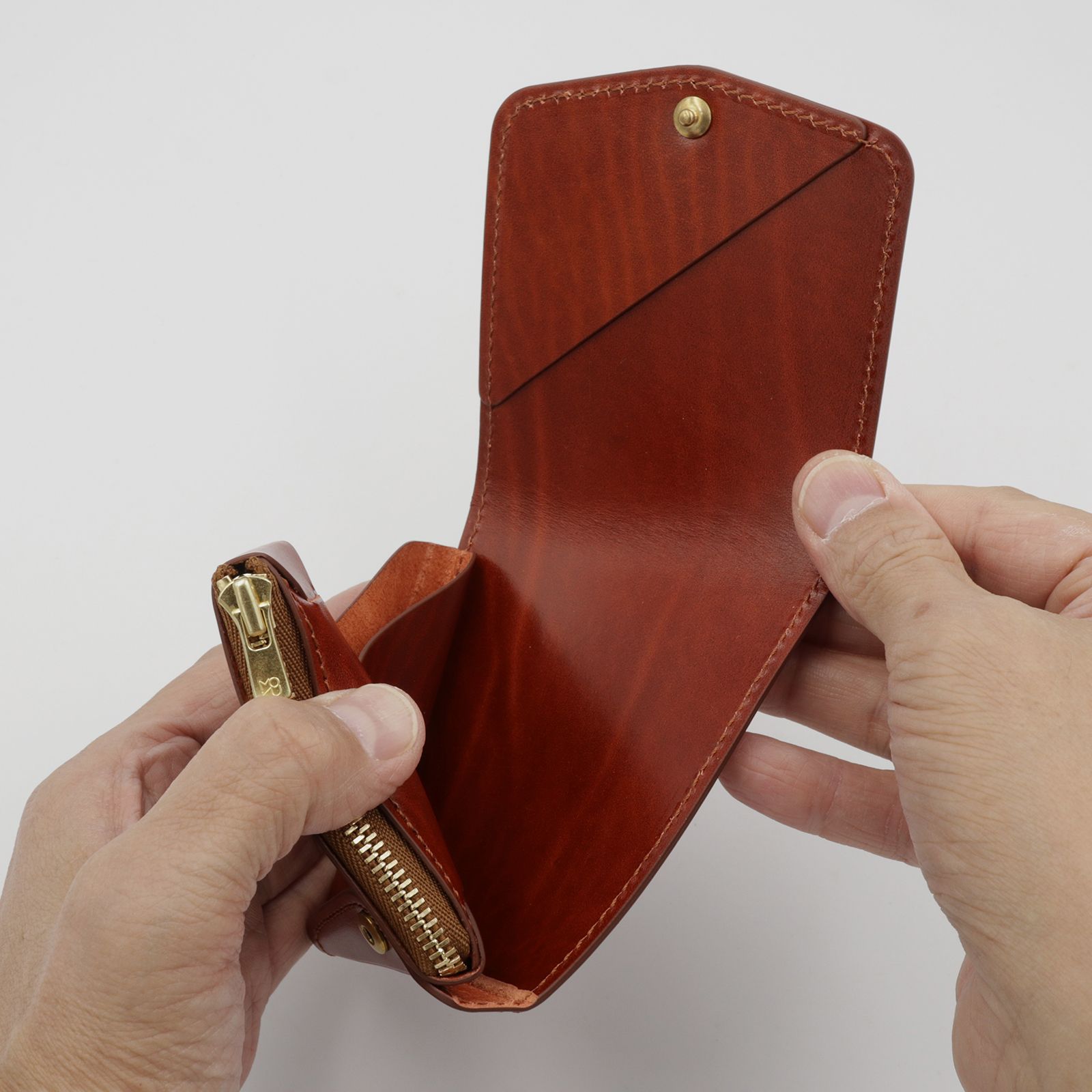 「小さく薄い財布SAKU ver.3 Plus Rugato」lightbrown