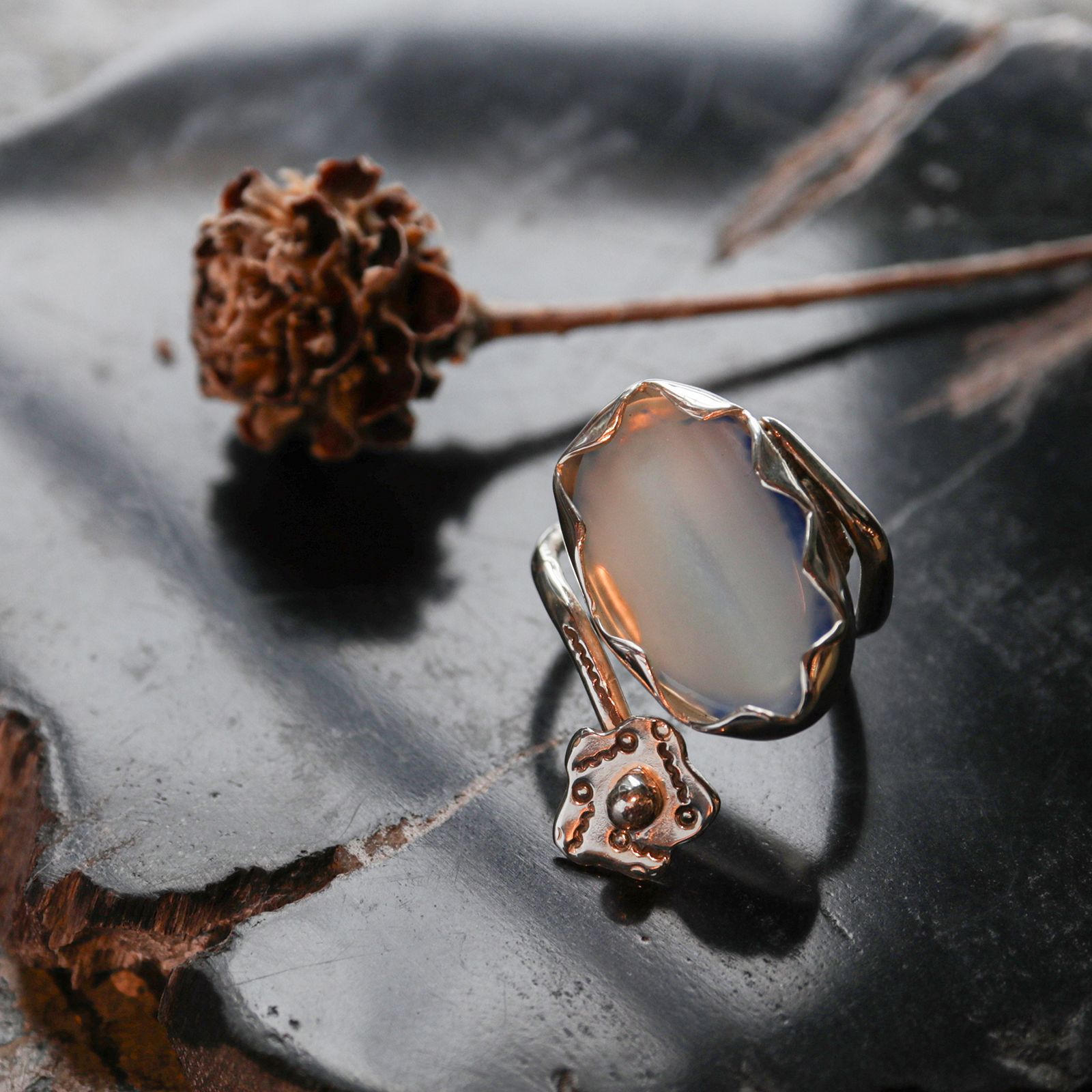 「Agate Flower Ring」リング