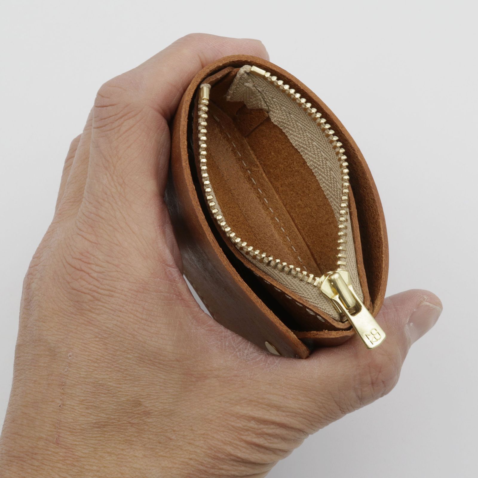 「小さく薄い財布SAKU ver.3 Pueblo プエブロ」コニャック