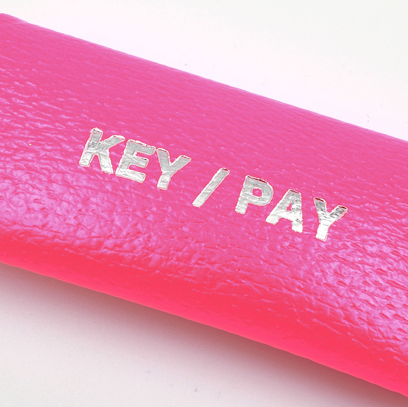 「Neon KEY/PAY」キー＆コインケース ピンク