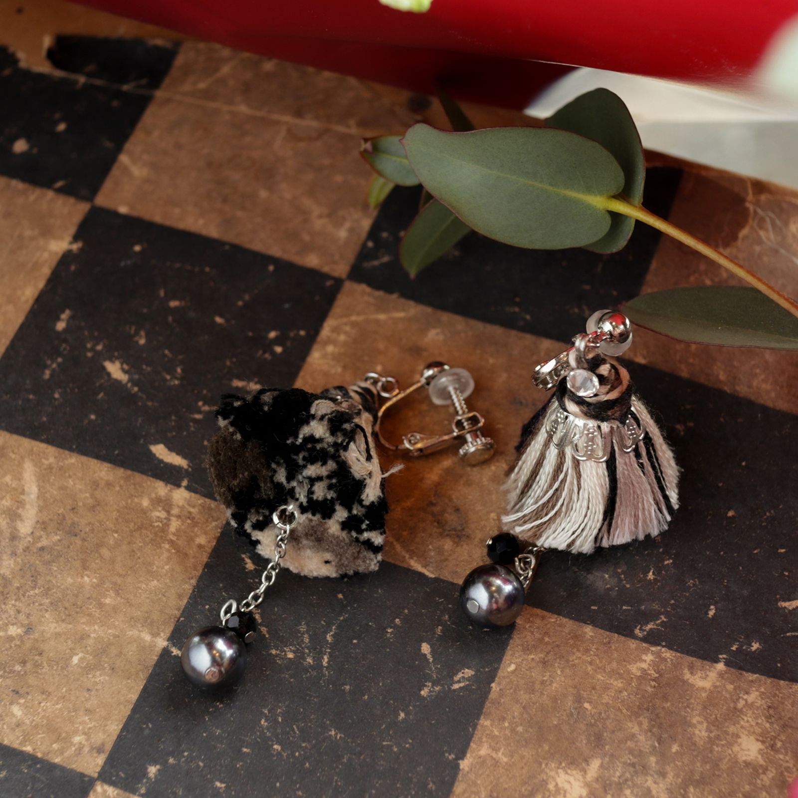 「Le conte de Pamellah シンメトリー」イヤリング