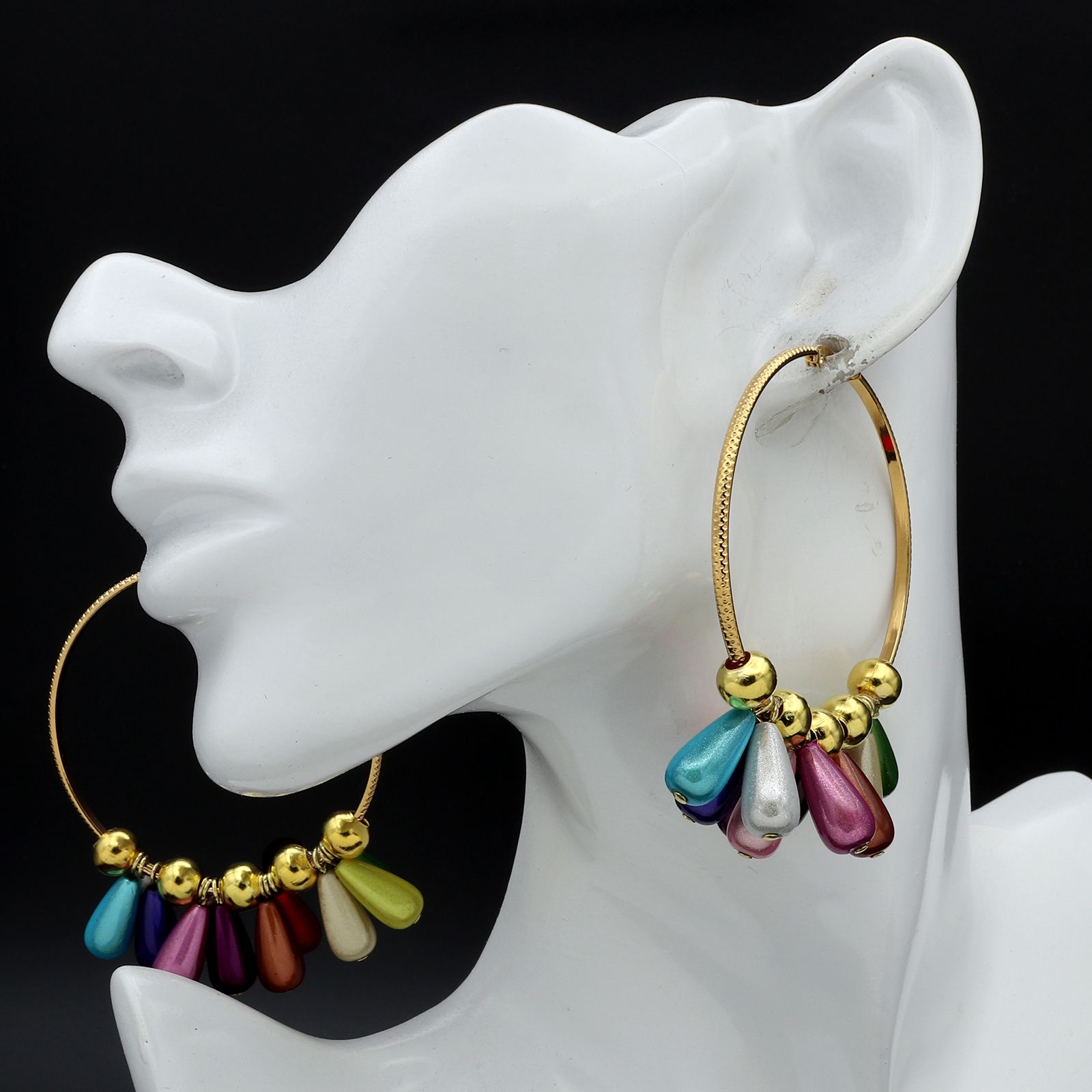 「ドロップシャイニーフープ」ピアス
