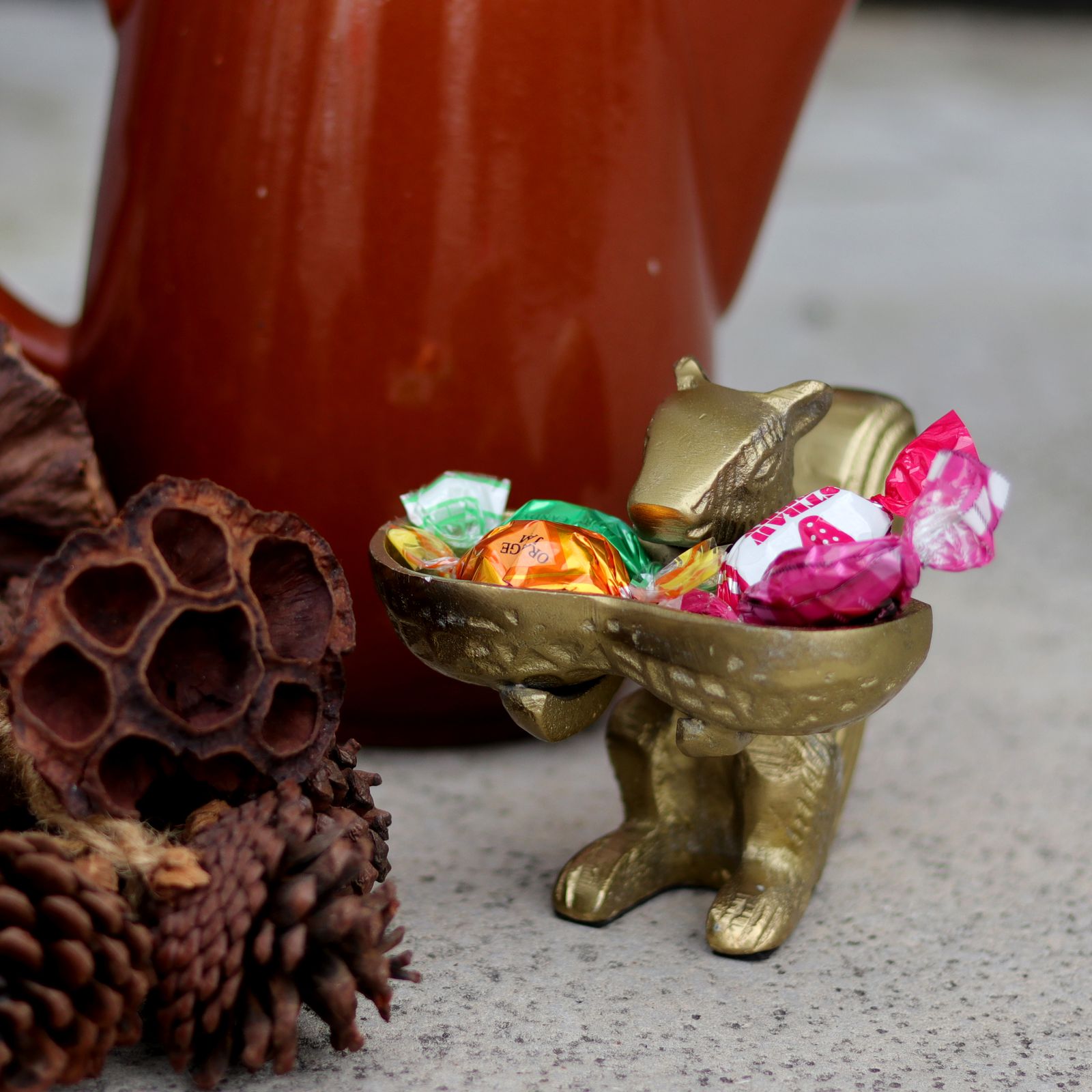 「Squirrel & Nuts」Gold