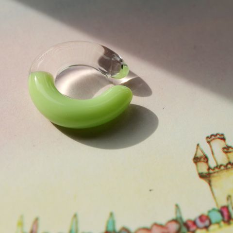 「Glacuff TwoTone」イヤーカフ(片耳) ミルキーグリーン