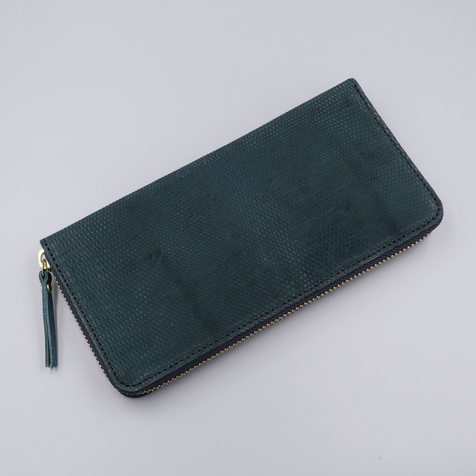 「LIZARD」ラウンド長財布