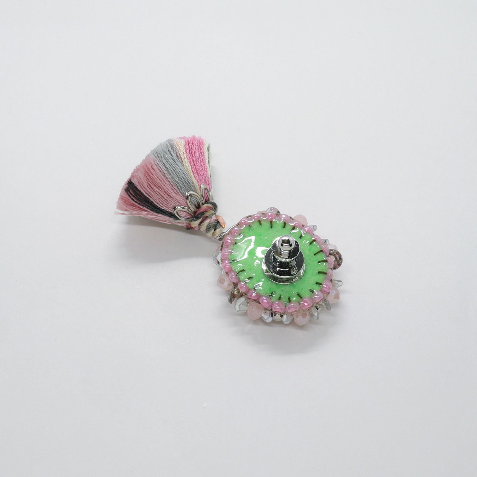 「Le conte de Pamellah Bijoux」ブローチ