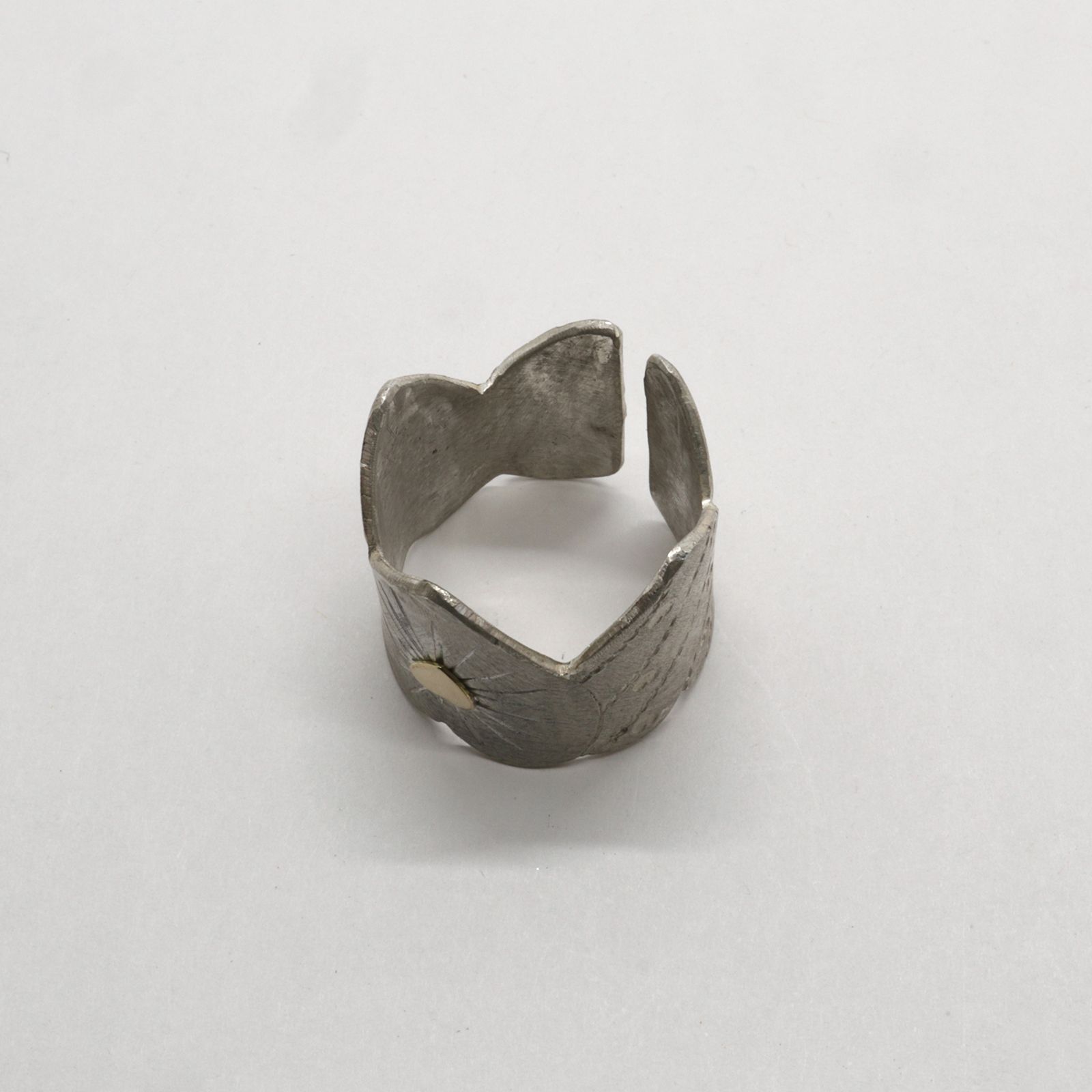 「3 Big Heart Ring」リング