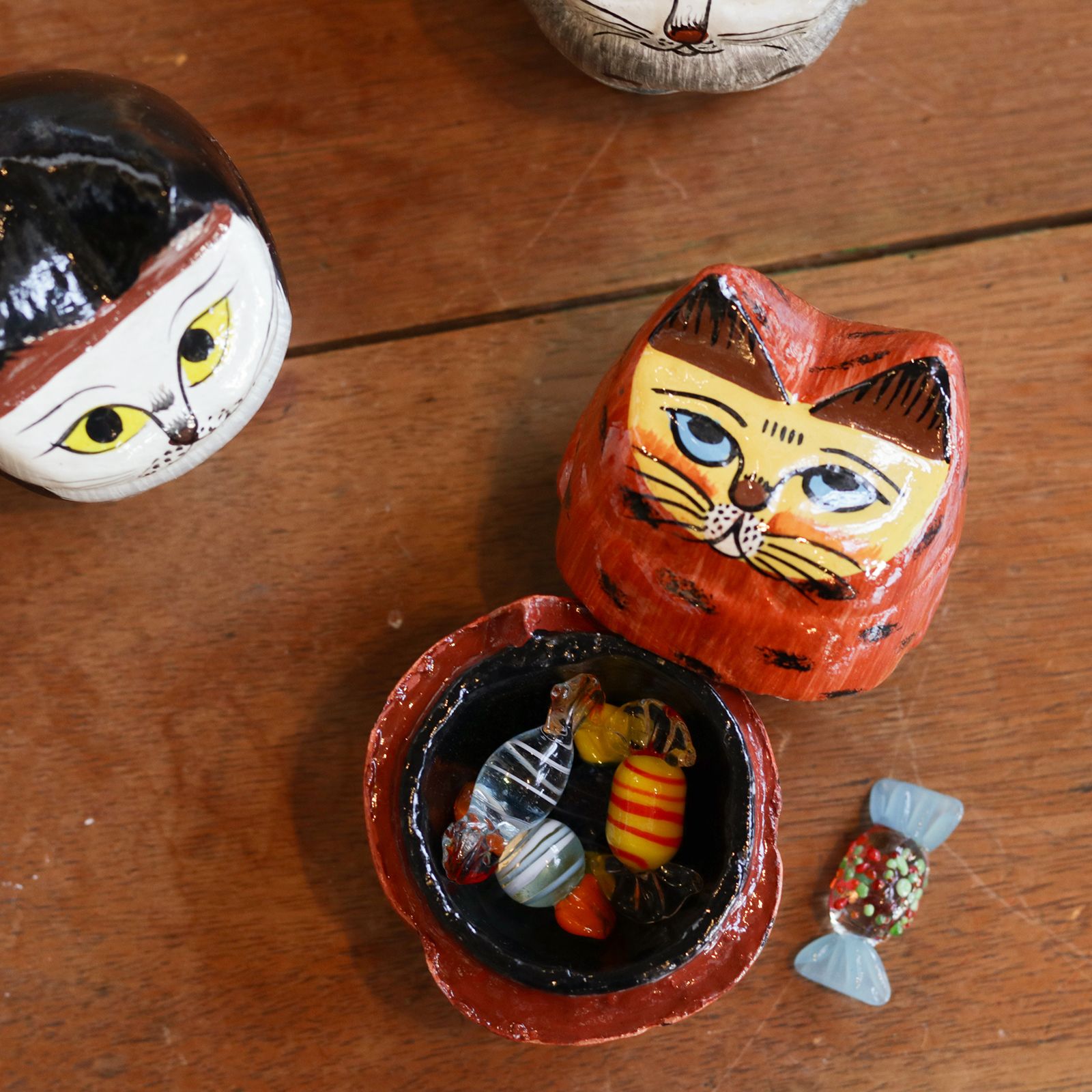 「PAPIER MACHE STANDING CAT」BROWN