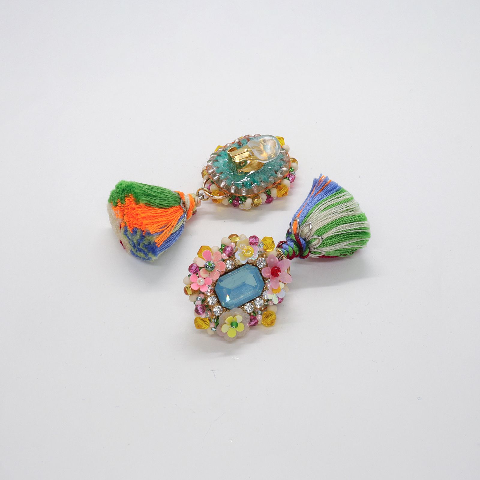 「Le conte de Pamellah Bijoux」イヤリング