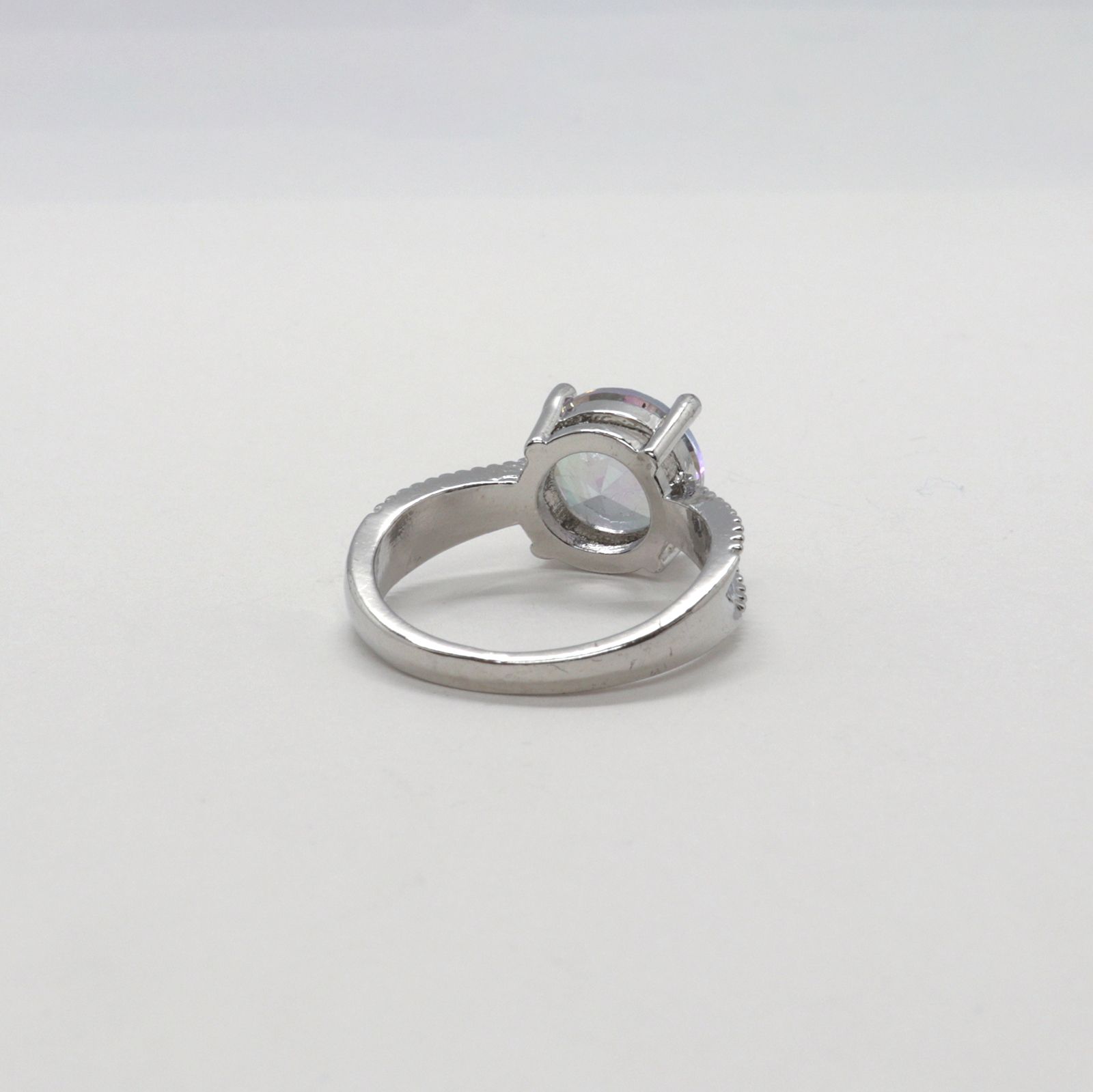 「オーロラストーン」リング イギリス